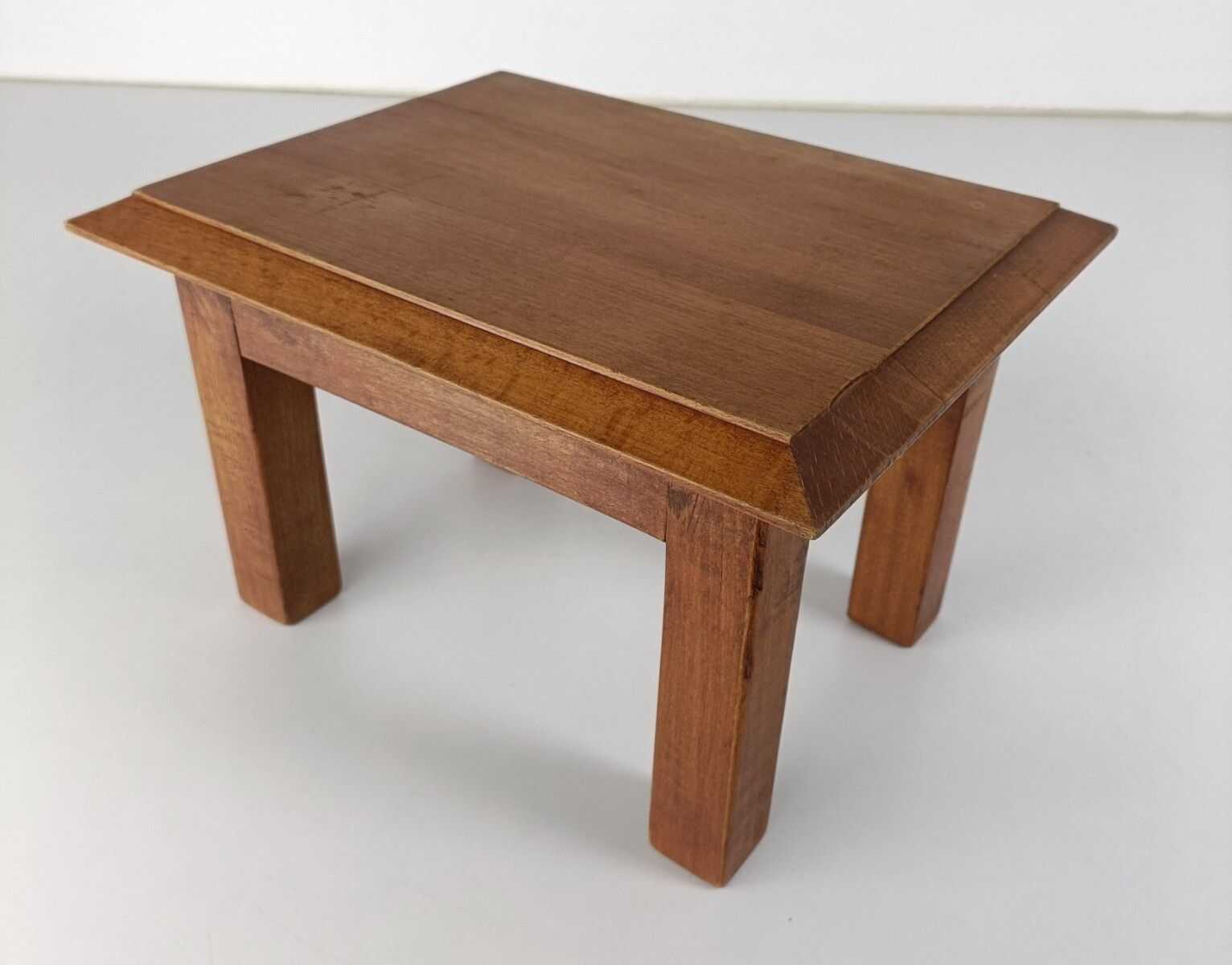Small Wooden Side Table Foot Rest Barn Style Plant Stand Pedestal Occasional Tab photo Furniture