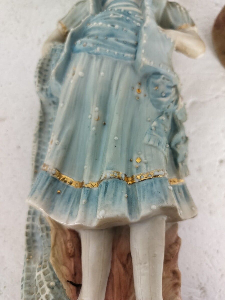 Couple Art Deco Figurines Statues Porcelain Lovely Pair photo vinterior