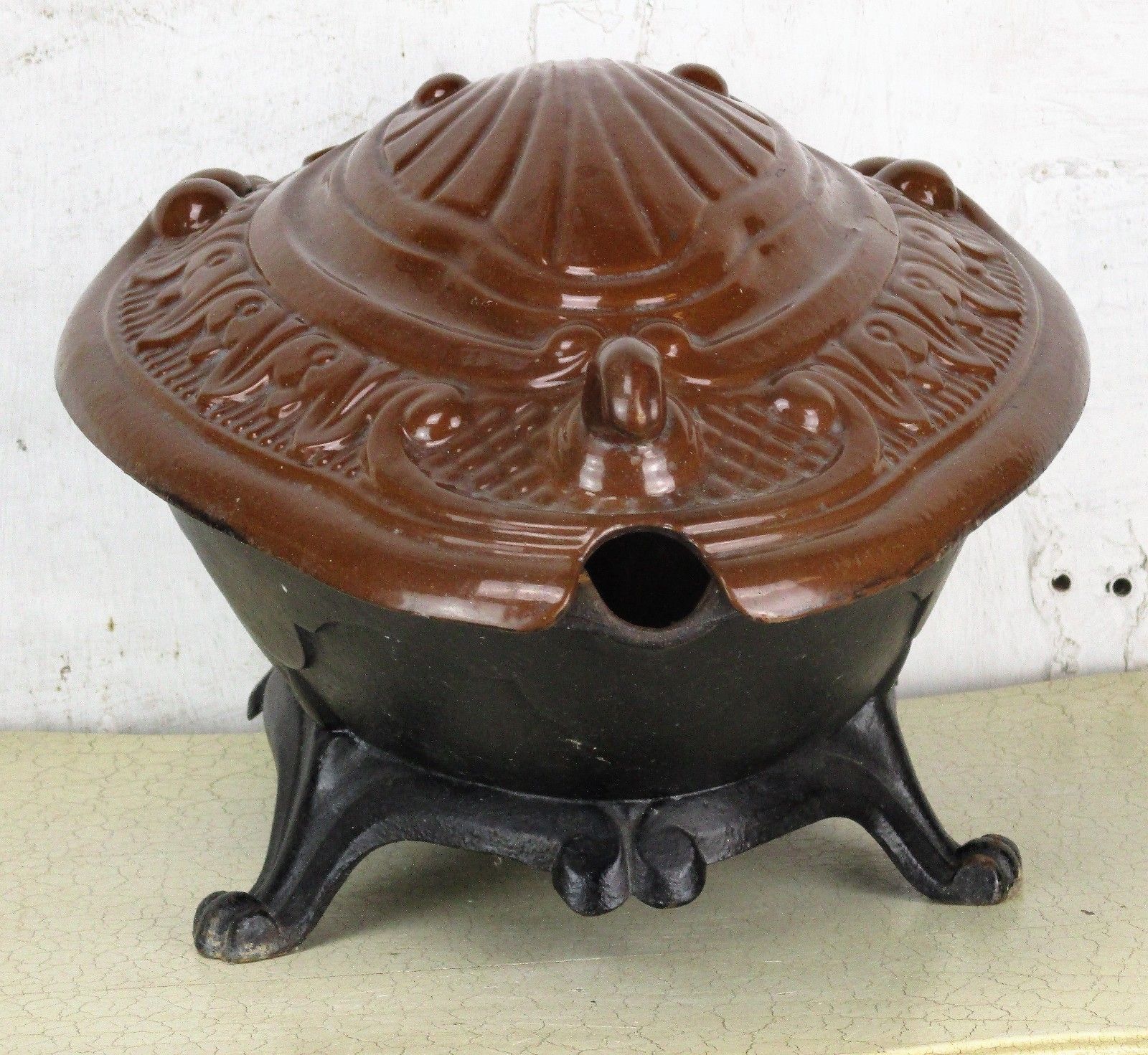 Art Nouveau Antique  Coal Scuttle Cast Iron Fireplace Box Lion Head Legs photo Home Fixtures