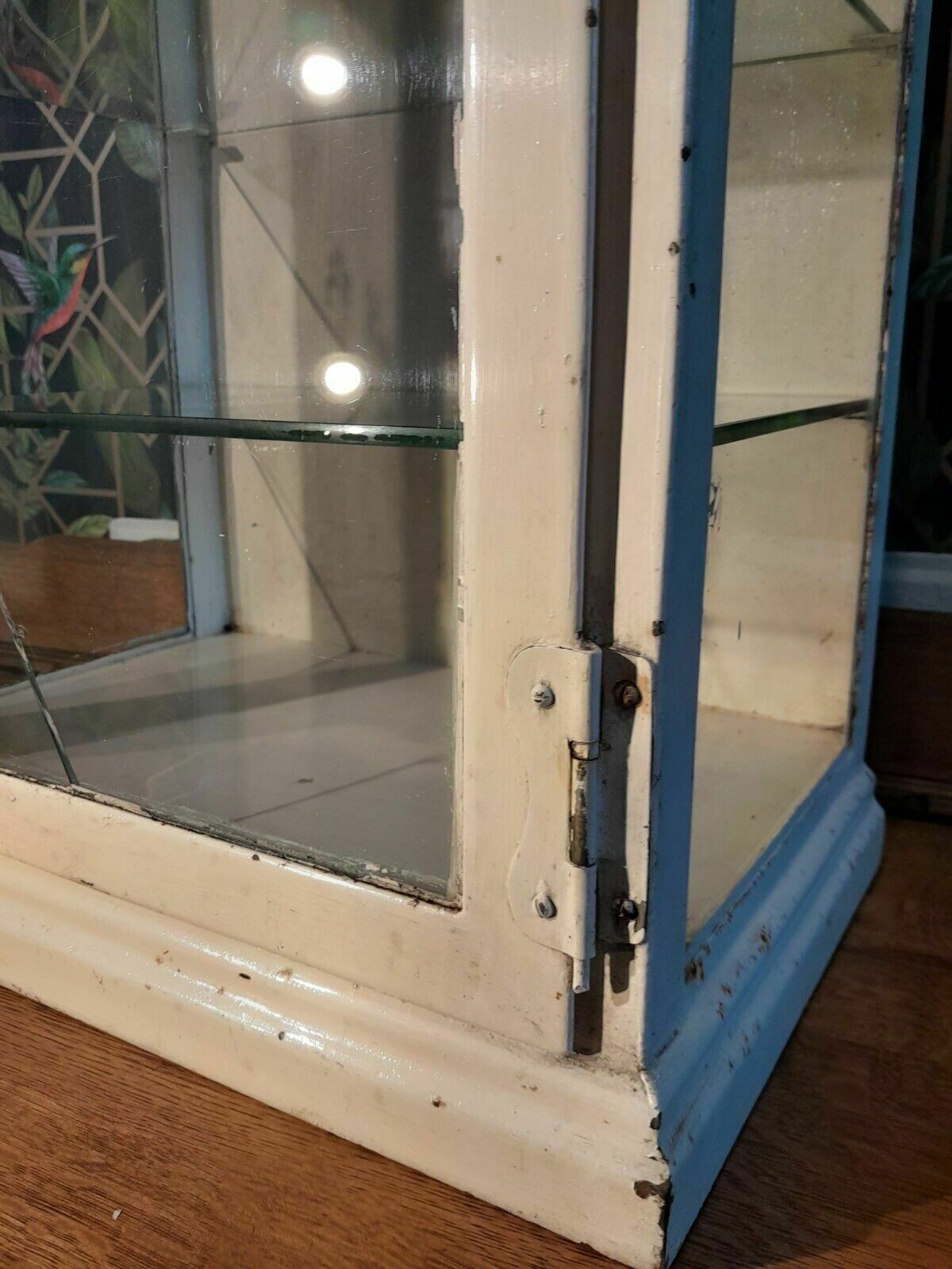 photo furniture Early Mid Century Metal Medicine Cabinet