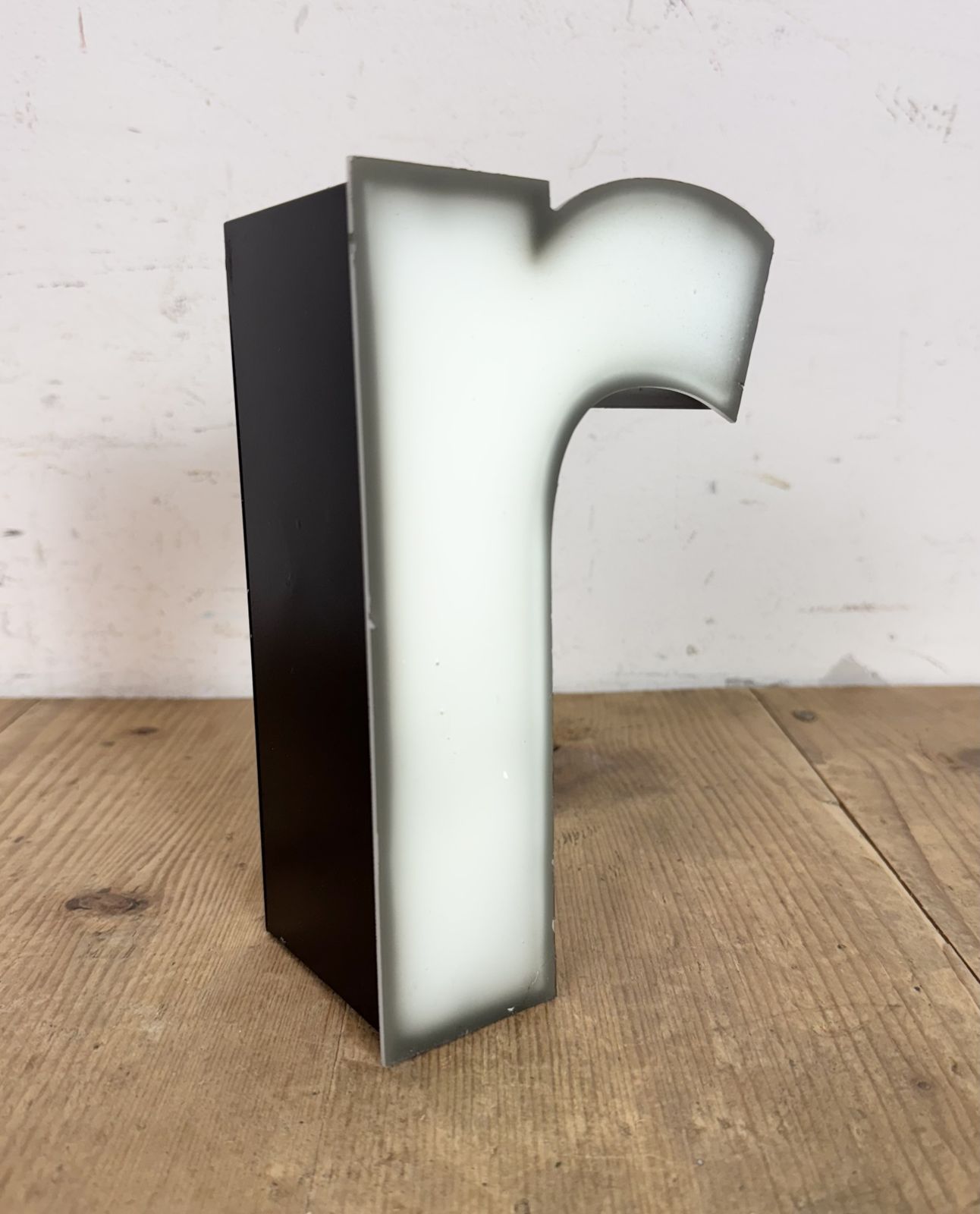 Vintage Grey Illuminated Letter R , 1970s photo vintage