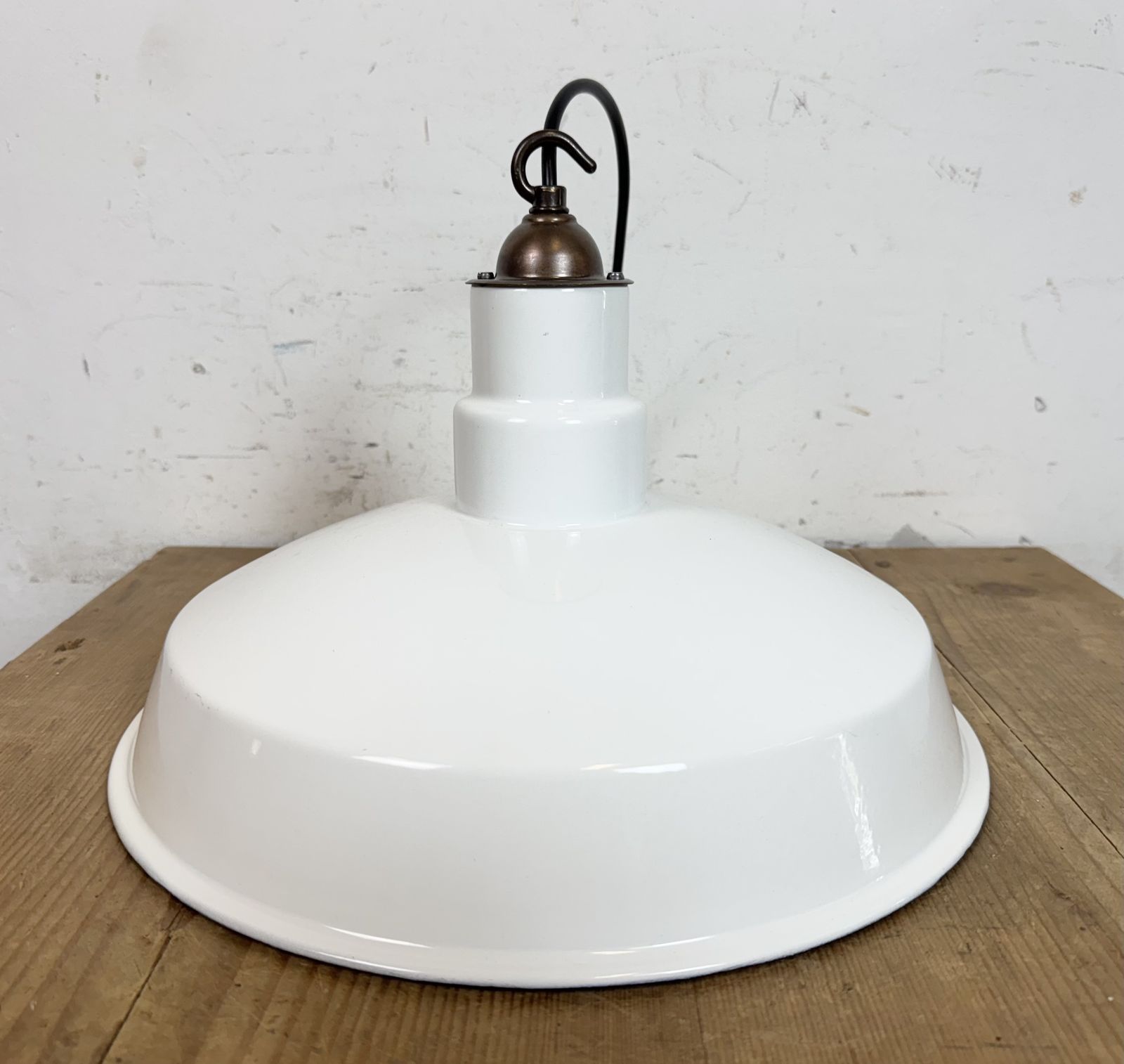 photo for sale Industrial White Enamel Factory Pendant Lamp From Quadrangle Mfg. Co., 1960s, 5x