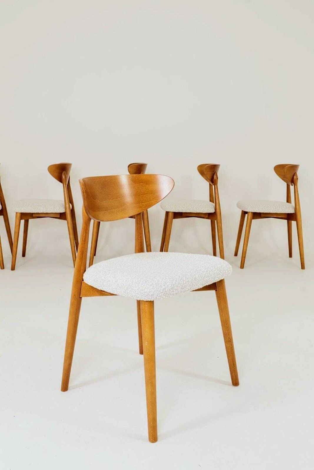 Set Of 6 Dining Chairs, Light Beech Wood, White Bouclè Fabric, Modern Design photo Furniture