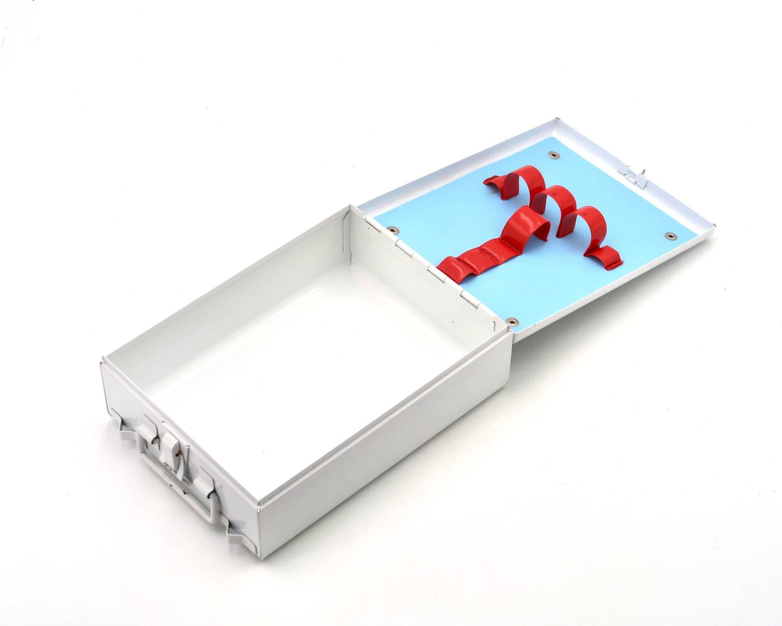 French White Metal Pharmacy Box Sos, 1950s / Army Storage Case Loft Garage Industrial photo vinterior