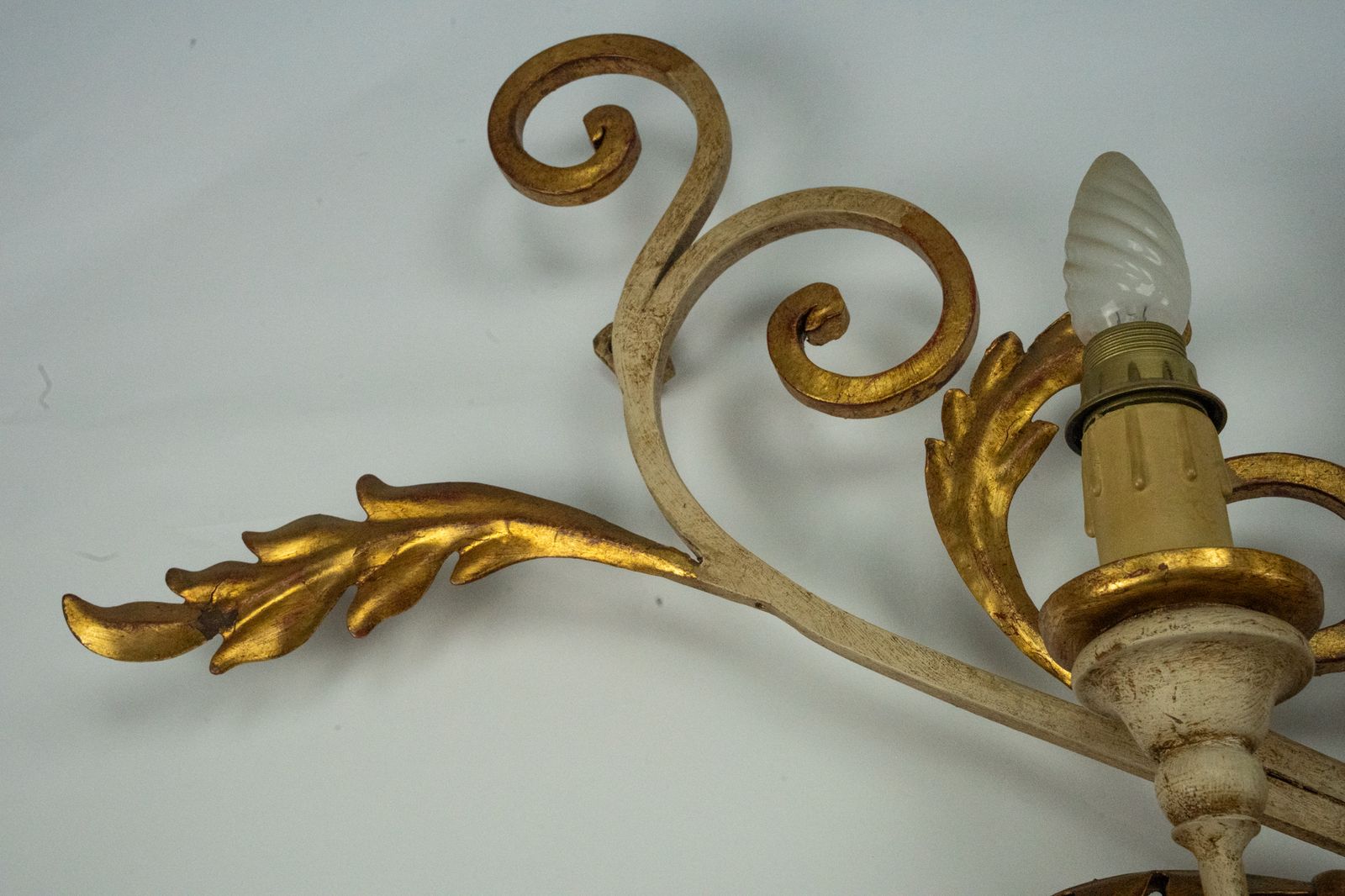 Pair Of Large Floral Wall Lamps In Gilded And Lacquered Metal. Italy 1960s photo buy