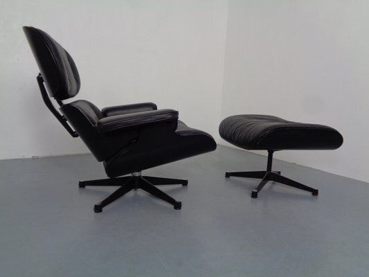 photo furniture Lounge Chair And Ottoman By Charles And Ray Eames For Herman Miller, 1980s, Set Of 2