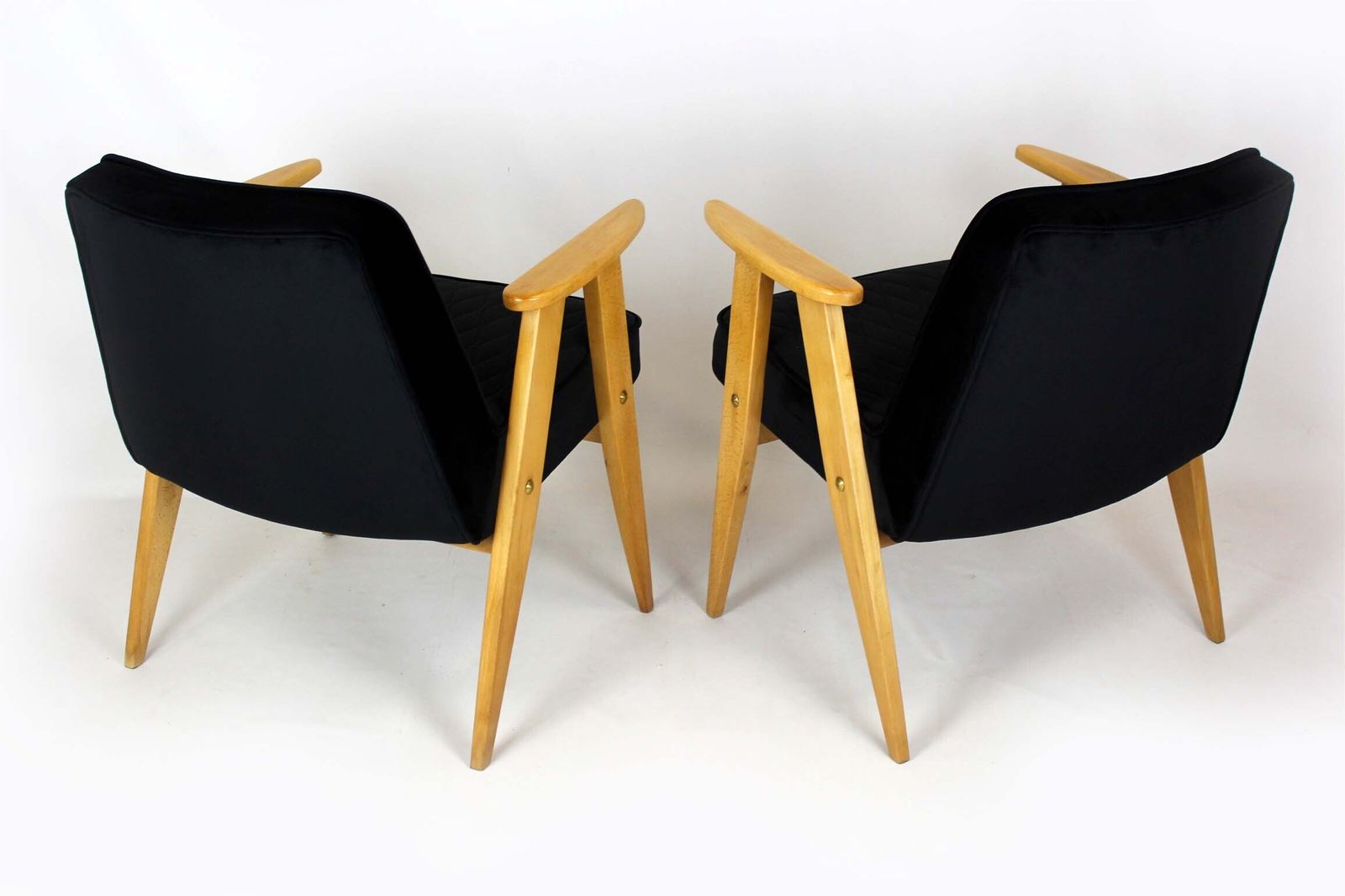 photo vinterior Pair Of Model 366 Armchairs By Józef Chierowski, Restored, Poland, 1960s