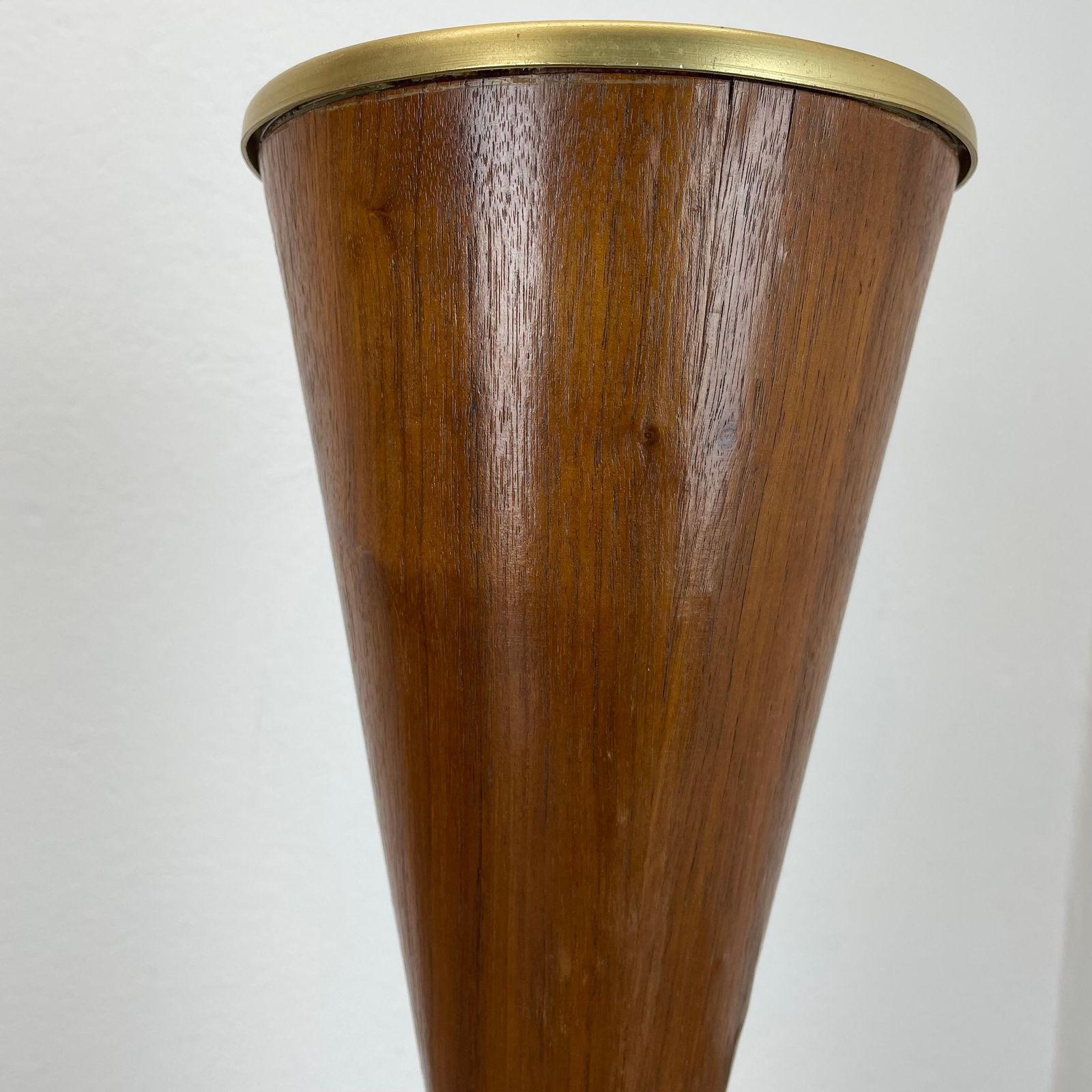 photo furniture 55cm Minimalistic Diabolo Metal And Walnut Plant Stand Element, Italy, 1950s