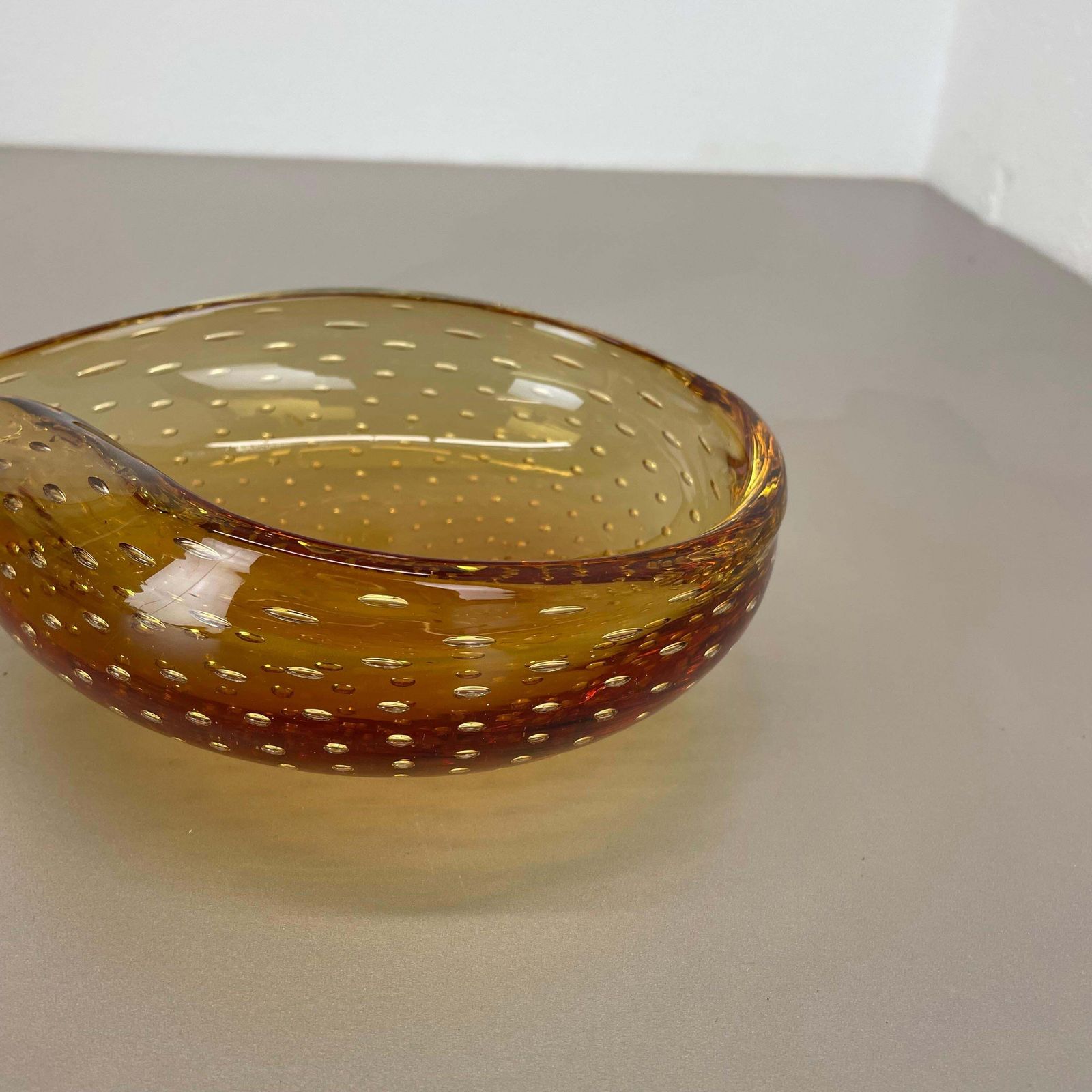 799.0 Xl  Murano Glass 1.2kg Bullicante Yellow Bubble Bowl Element Shell Italy 1970 photo