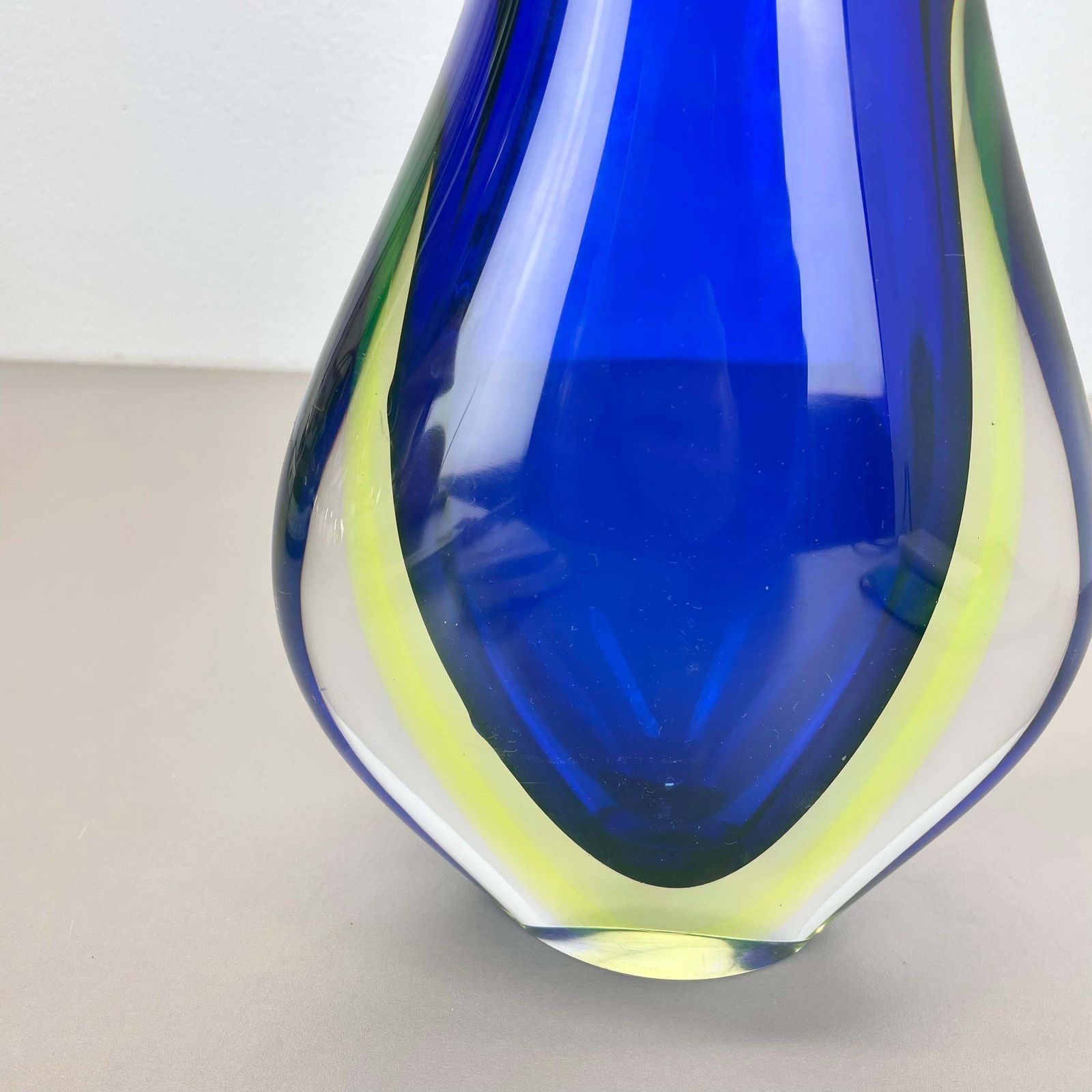photo vinterior Xxl 36cm 4.9kg Sommerso Glass Vase By Flavio Poli For Seguso, Murano, Italy 1970