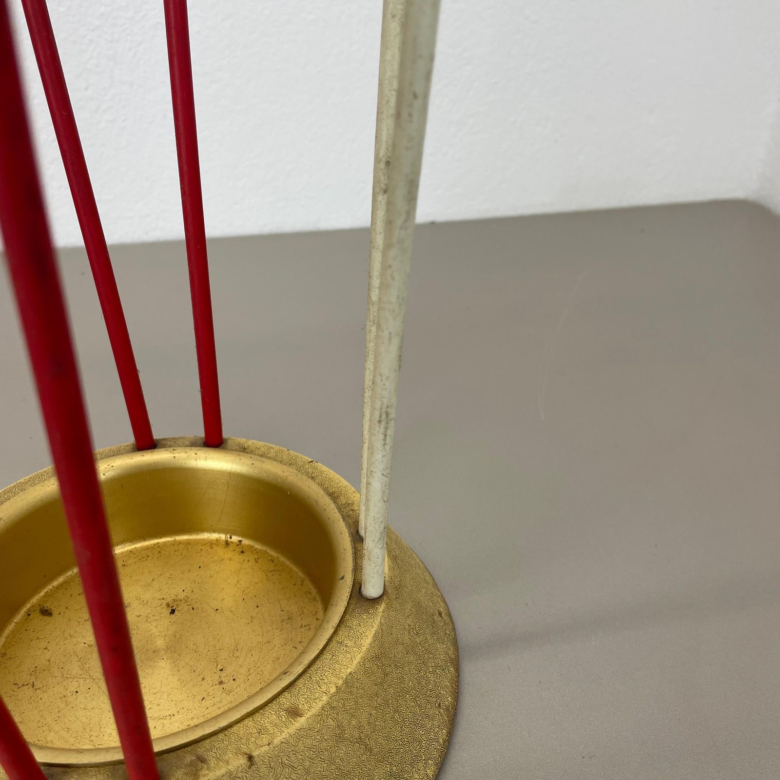 Original Looped Metal Brass Modernist Bauhaus Umbrella Stand Germany, 1950s photo vinterior