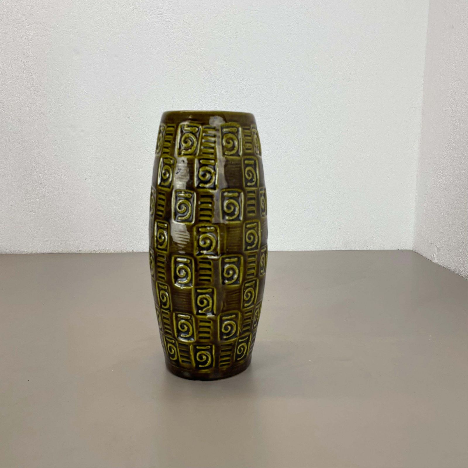 Home Decor Extraordinary "Abstract Line" Tube Pottery Fat Lava Vase Scheurich Germany  1970 photo