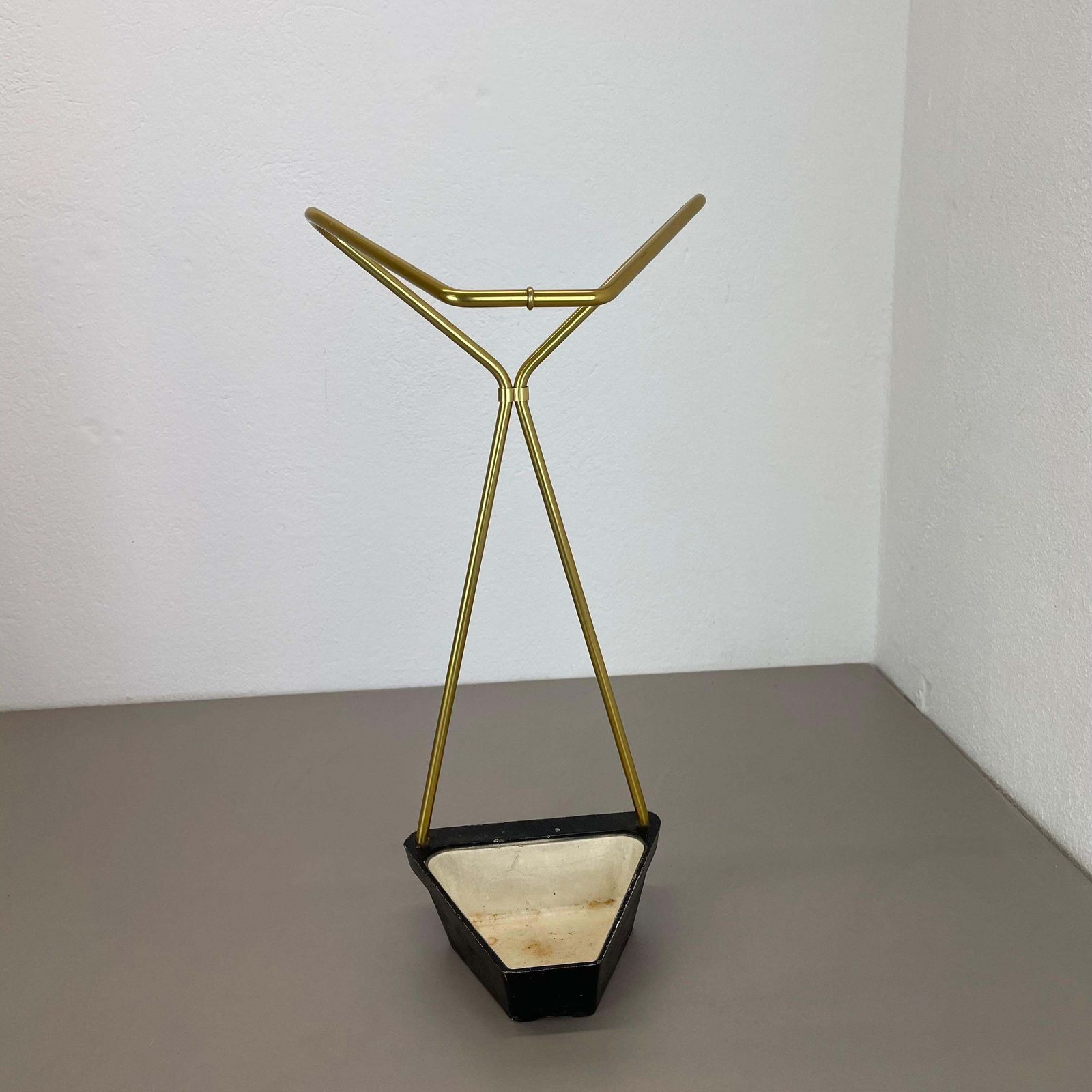 Midcentury Metal Brass Hollywood Regency Umbrella Stand, Germany, 1950s, Nr. 3 photo vinterior