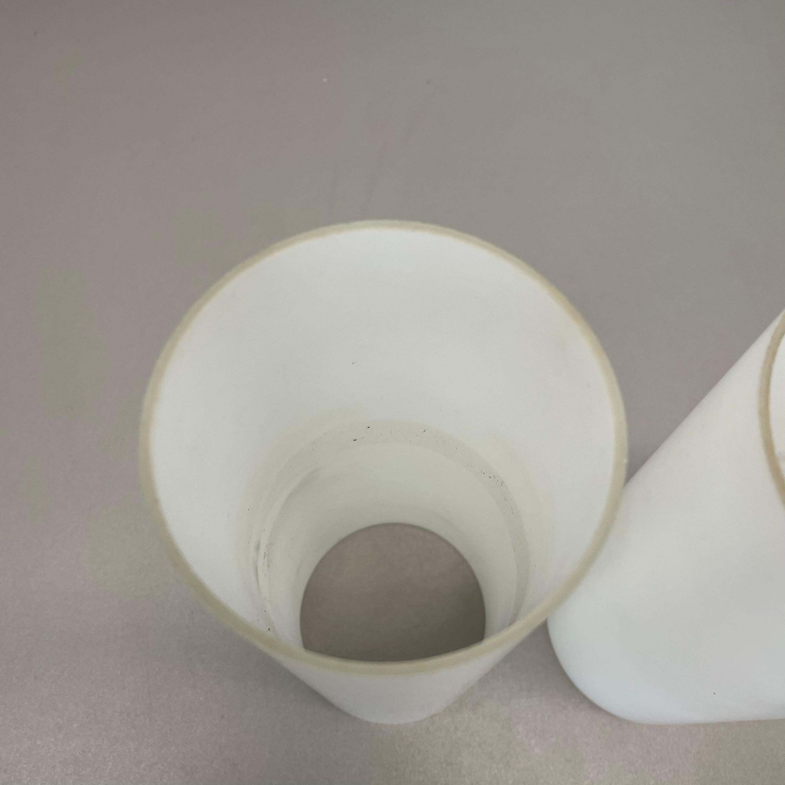 photo vintage Set Of 2 Minimalist Satin White Glass And Teak Wall Light, Denmark, 1960s