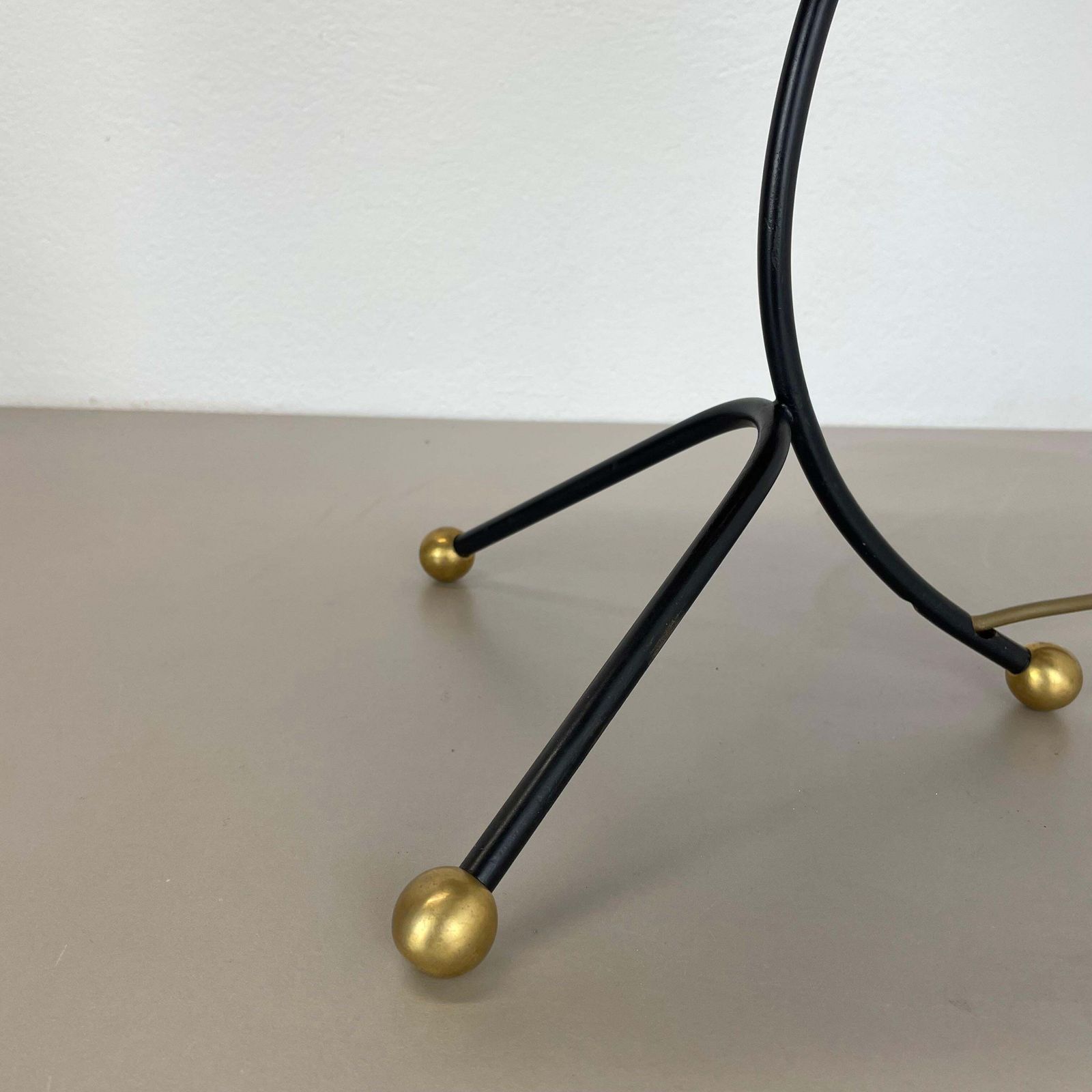 Xxl 57cm Beautiful Kalmar Style Metal + Rattan Tripod Table Light, Austria 1960s photo 2166.0