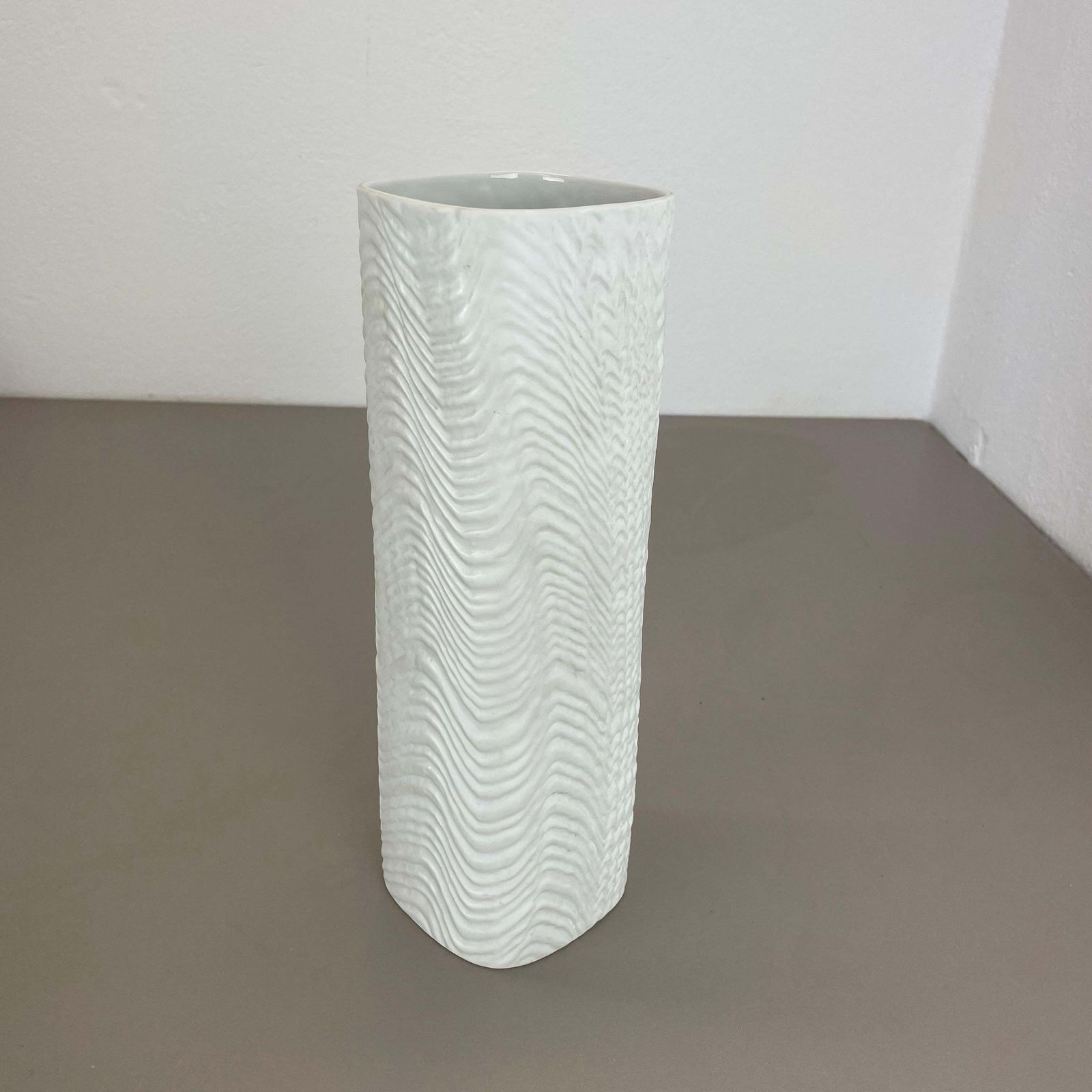 Large 30cm Op Art Vase Porcelain Vase By Martin Freyer For Rosenthal, Germany photo furniture