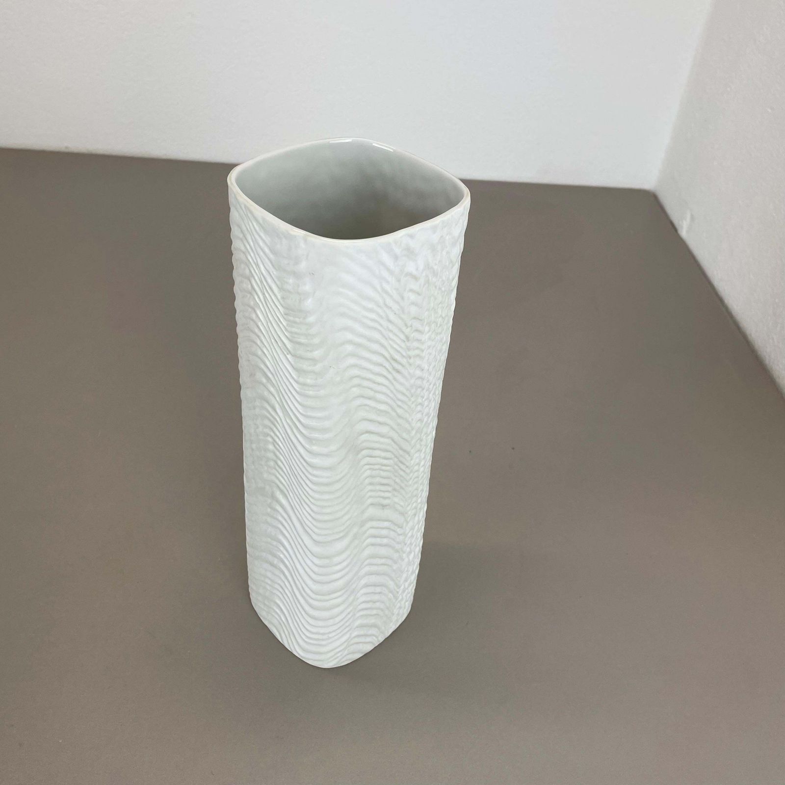 Large 30cm Op Art Vase Porcelain Vase By Martin Freyer For Rosenthal, Germany photo for sale