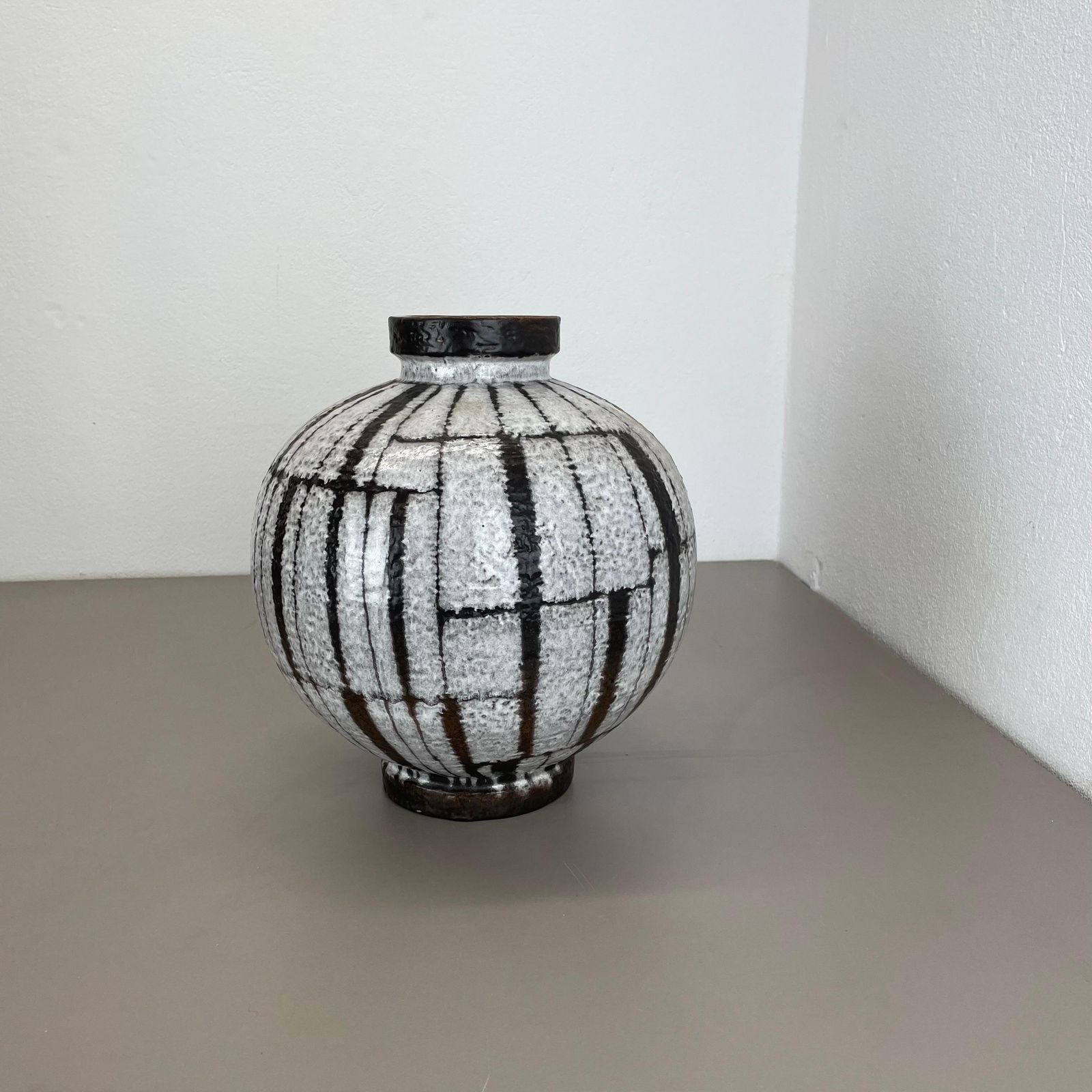 Large 30cm Ceramic Brutalist Vase Fat Lava Carstens Tönnieshof, Germany, 1970s photo for sale