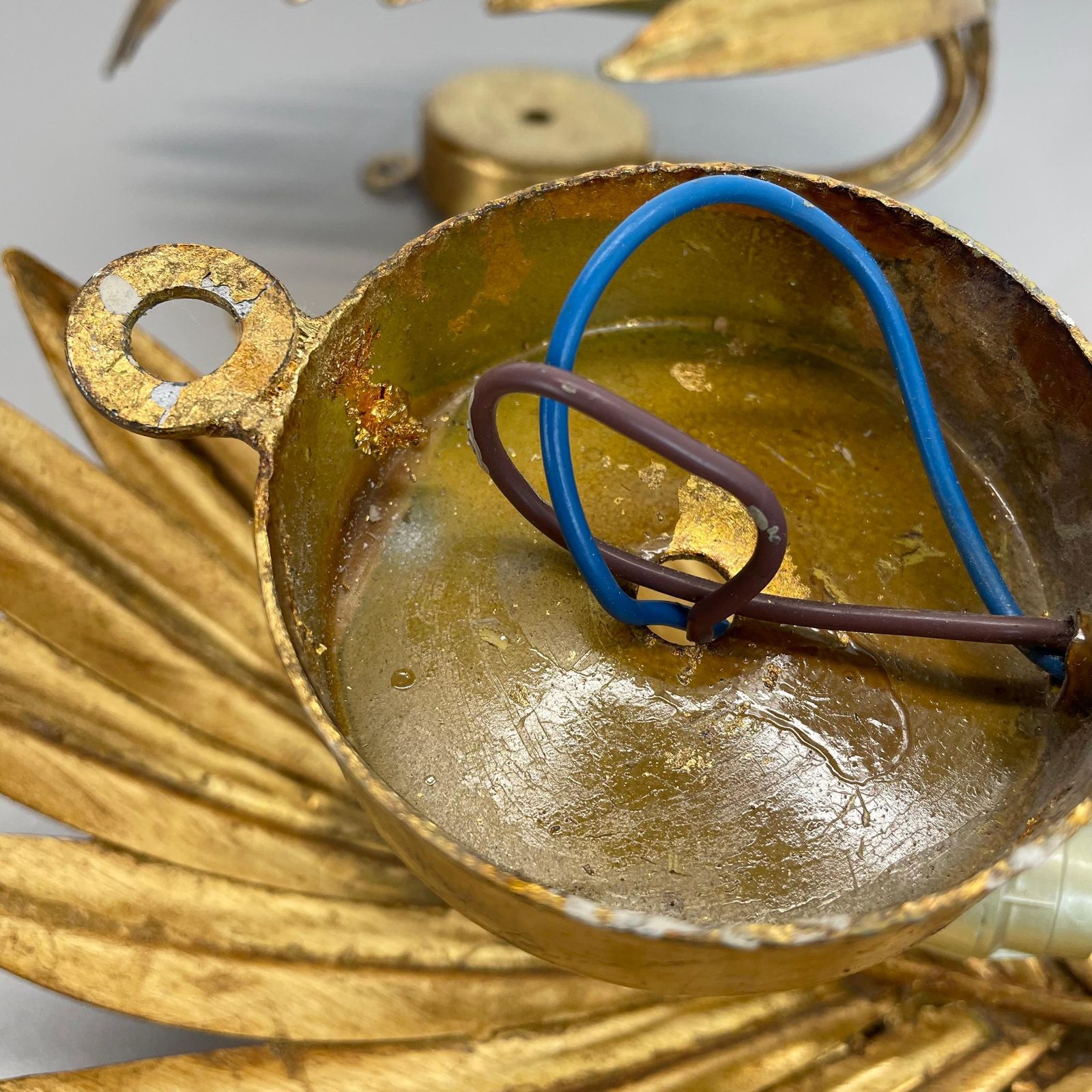 photo buy Set Of 2 Hans Kögl Style Golden Florentiner Leaf Wall Light Sconces, Italy, 1980