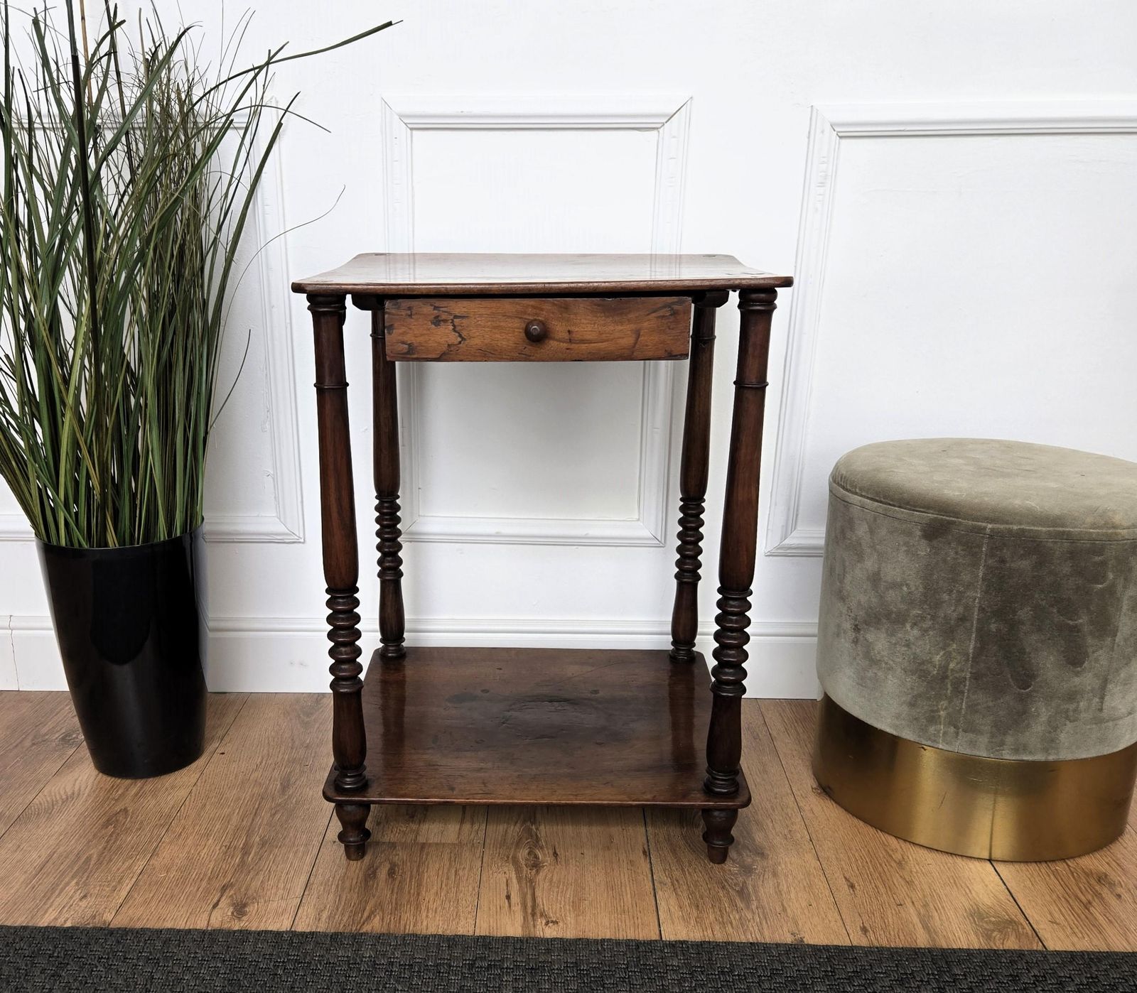 Italian 1940s Art Deco Midcentury Walnut Carved Legs Dry Bar Side Cocktail Table photo buy