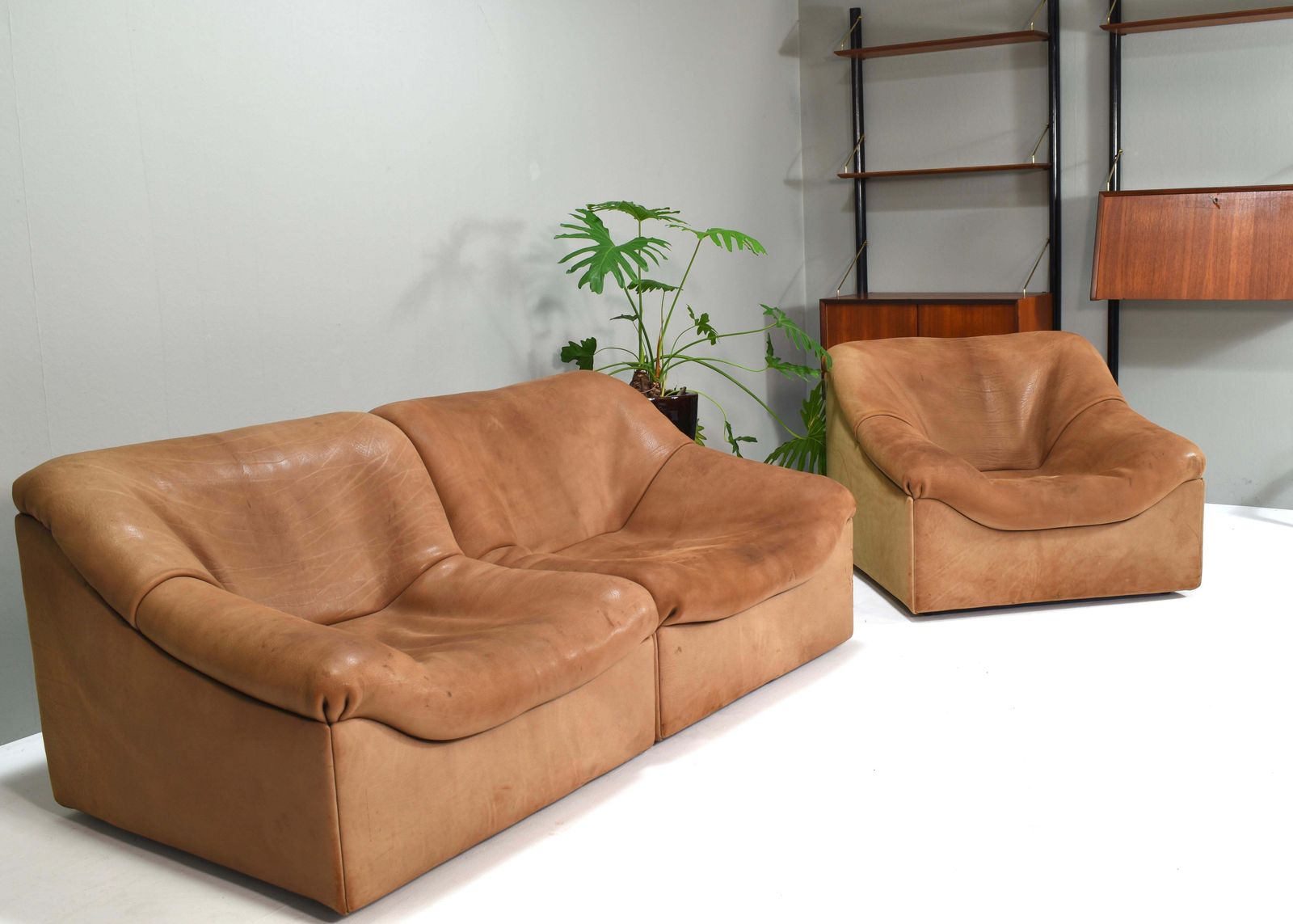 De Sede Ds46 Tan Buffalo Leather Lounge Armchair, Switzerland   1976 photo buy