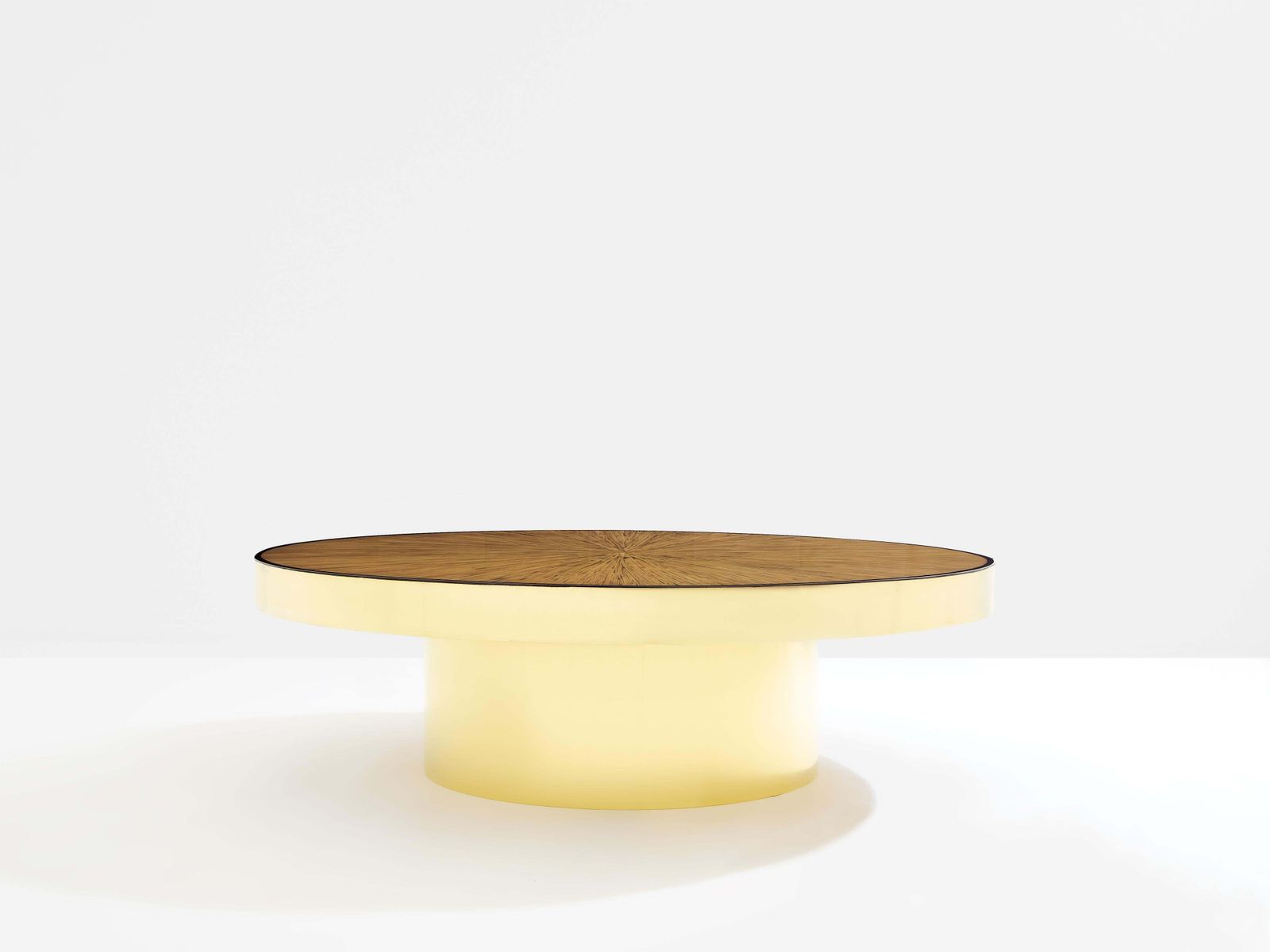 Table basse en marqueterie de bambou et laiton, années 1980 photo for sale