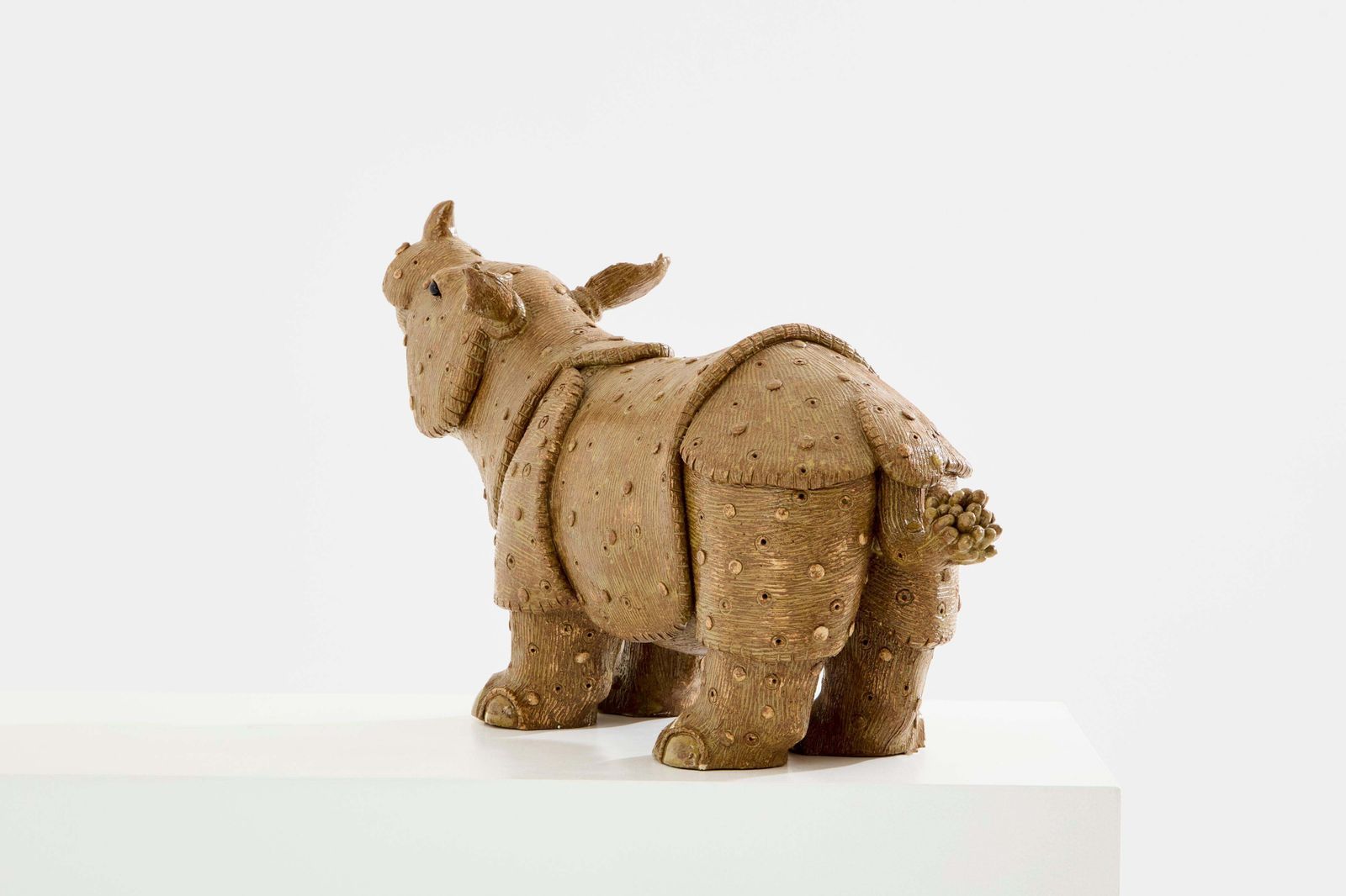 Sculpture rhinocéros Valérie Courtet en grès émaillé, vers 2010 photo Art