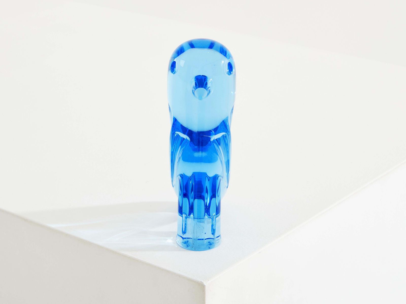 Oiseau en cristal bleu clair Jaime Hayon pour Baccarat, collection Faunacrystopolis, 2020 photo for sale