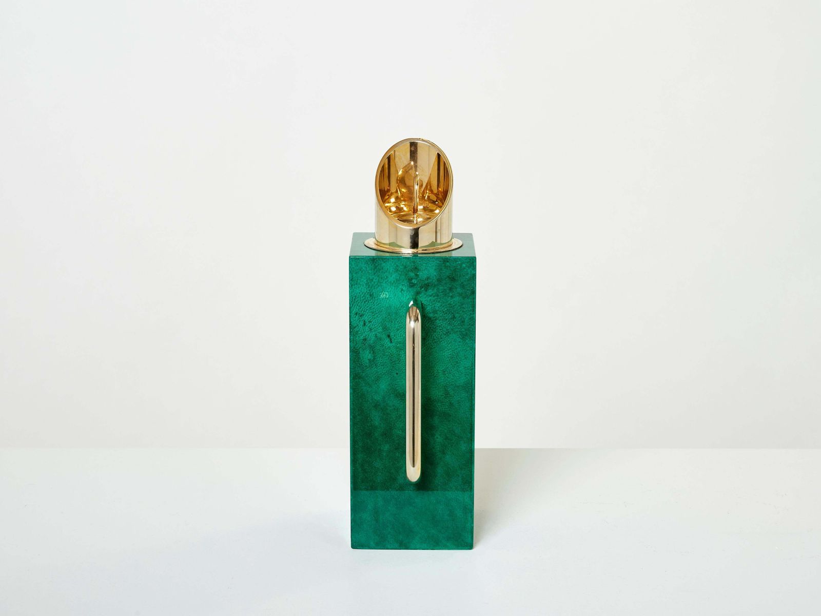 Carafe thermos Aldo Tura en parchemin de chèvre vert émeraude et laiton, années 1960 photo vinterior
