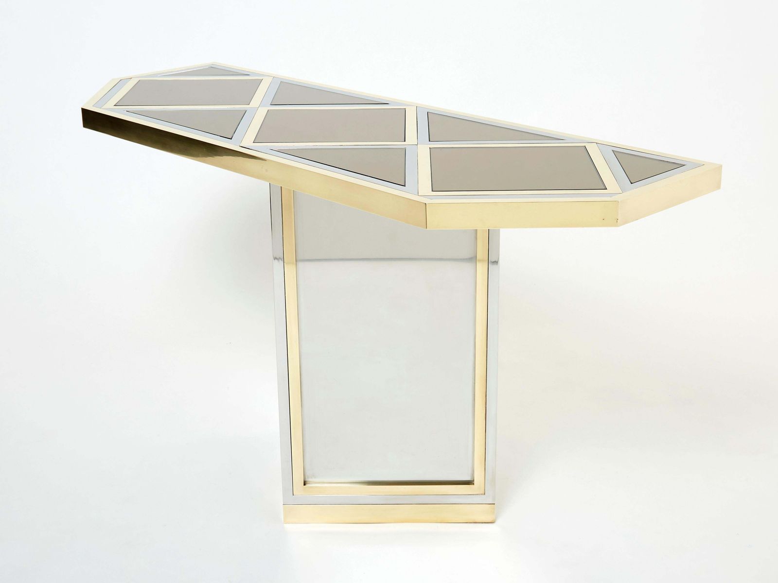 Console en laiton, chrome et acier, plateau en miroir, par Romeo Rega, années 1970 photo 7132.0