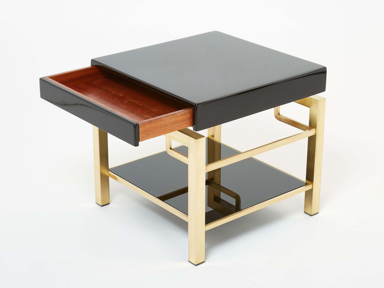photo furniture Tables d'appoint à deux plateaux en laque noire et laiton Guy Lefevre pour Maison Jansen, années 1970
