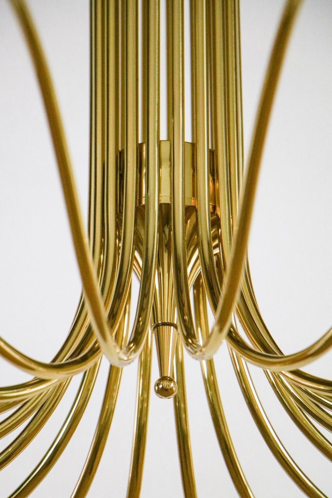 photo for sale Italian Mid Century 18 Lights Chandelier By Angelo Lelii For Arredoluce