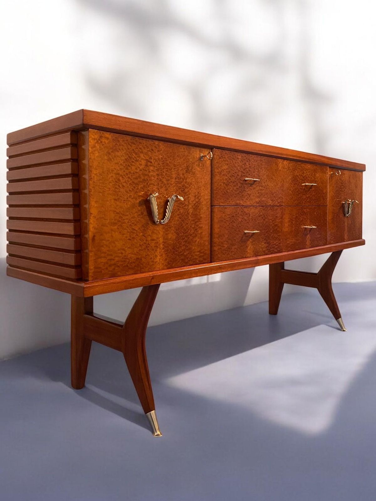 Furniture Italian Midcentury Amboyna Briar Sideboard By Vittorio Dassi, 1950s photo