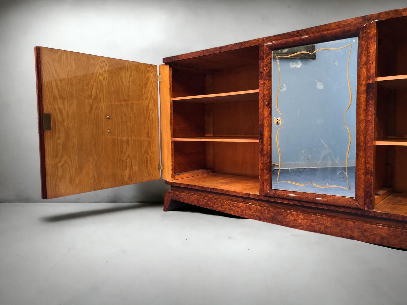 photo vintage French Art Deco Thuya Sideboard, 1940s