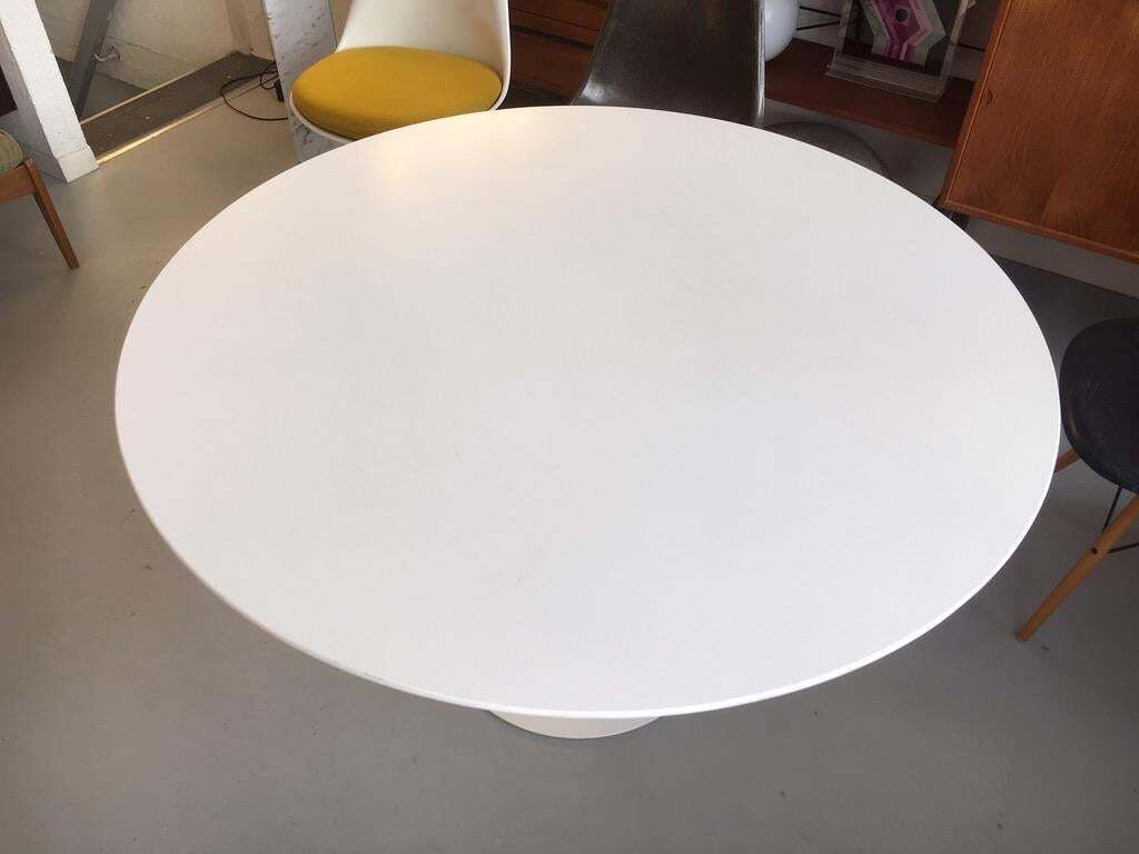 Eero Saarinen White Laminate Tulip Dining Table By Knoll Switzerland. Ca. 1970. photo for sale