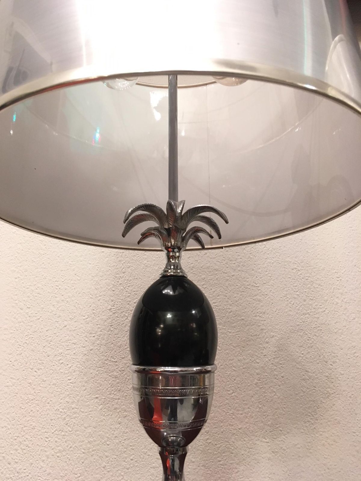 Pair Of Chrome And Acrylic Table Lamps Style Maison Charles photo vinterior