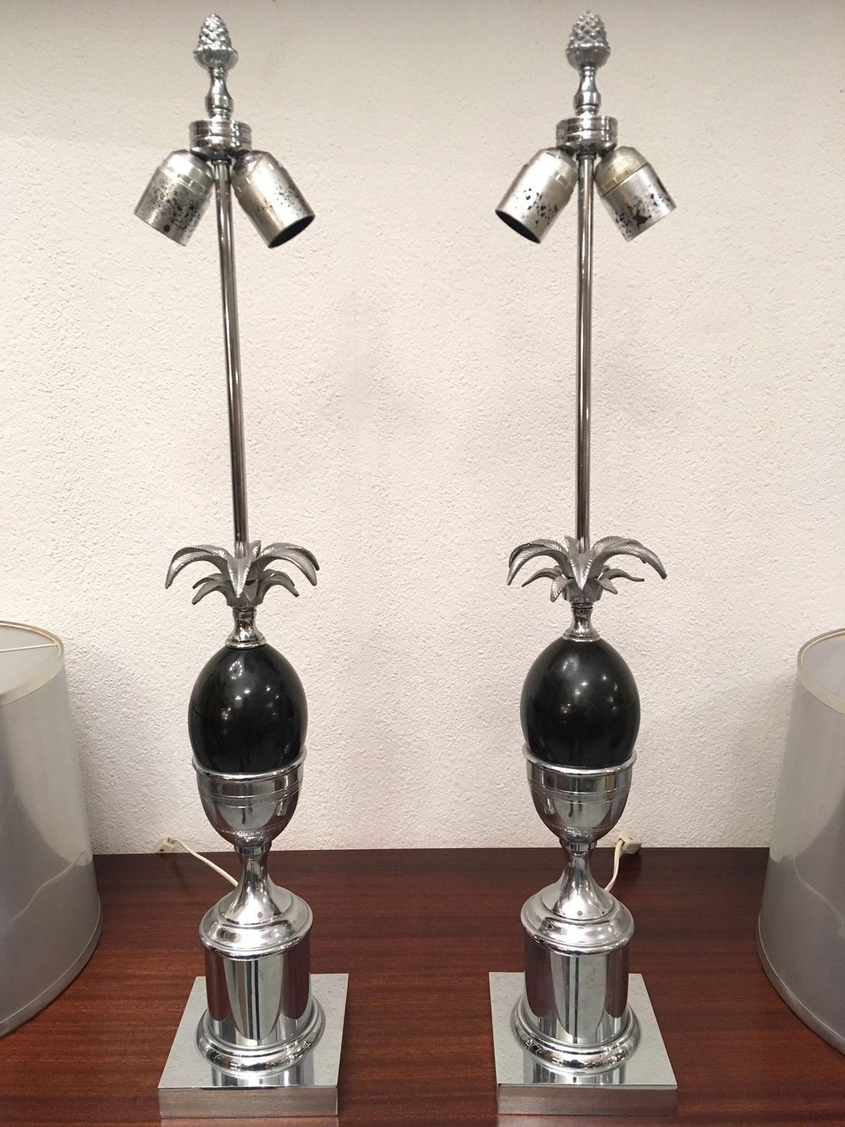 2069.0 Pair Of Chrome And Acrylic Table Lamps Style Maison Charles photo