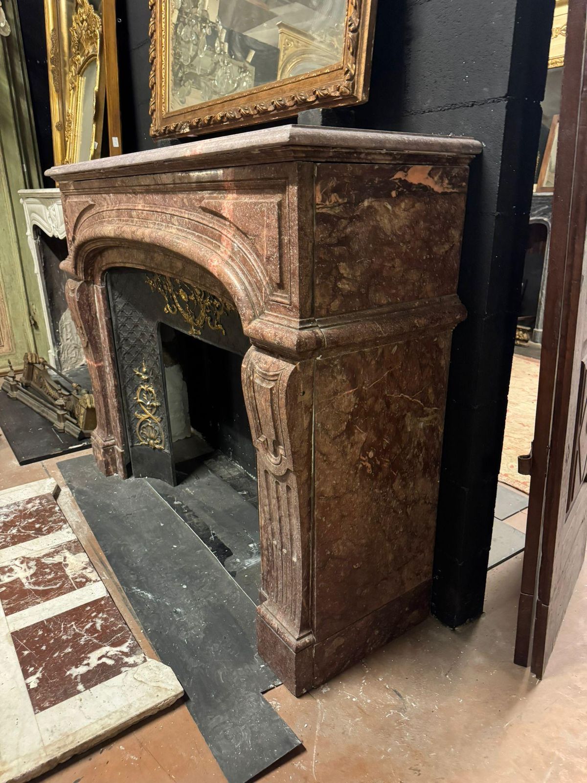 photo furniture Mantle Fireplace In Rosso Lepanto Marble, Italy