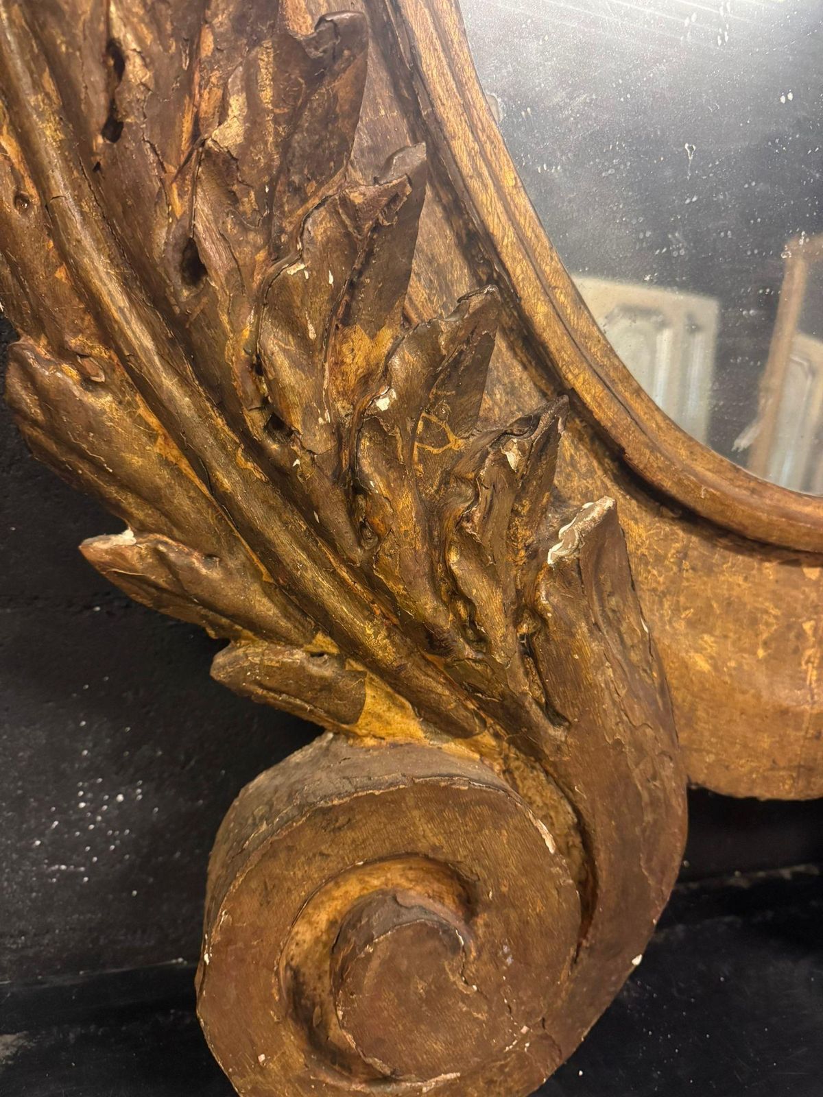Oval Wall Mirror In Carved And Gilded Wood, Italy photo 2036.0