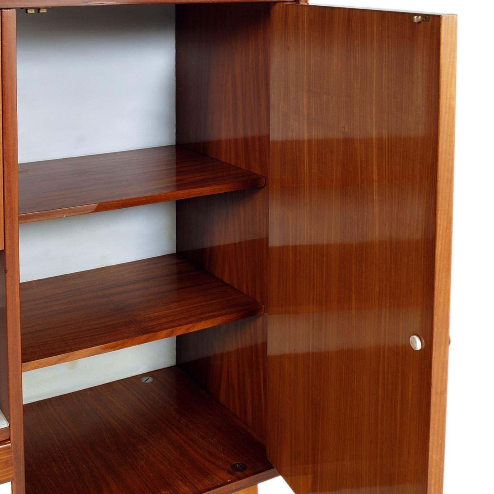 1960s Buffet Dry Bar By Mobile Di Cantù, Ico & Luisa Parisi Attributed In Walnut photo vinterior