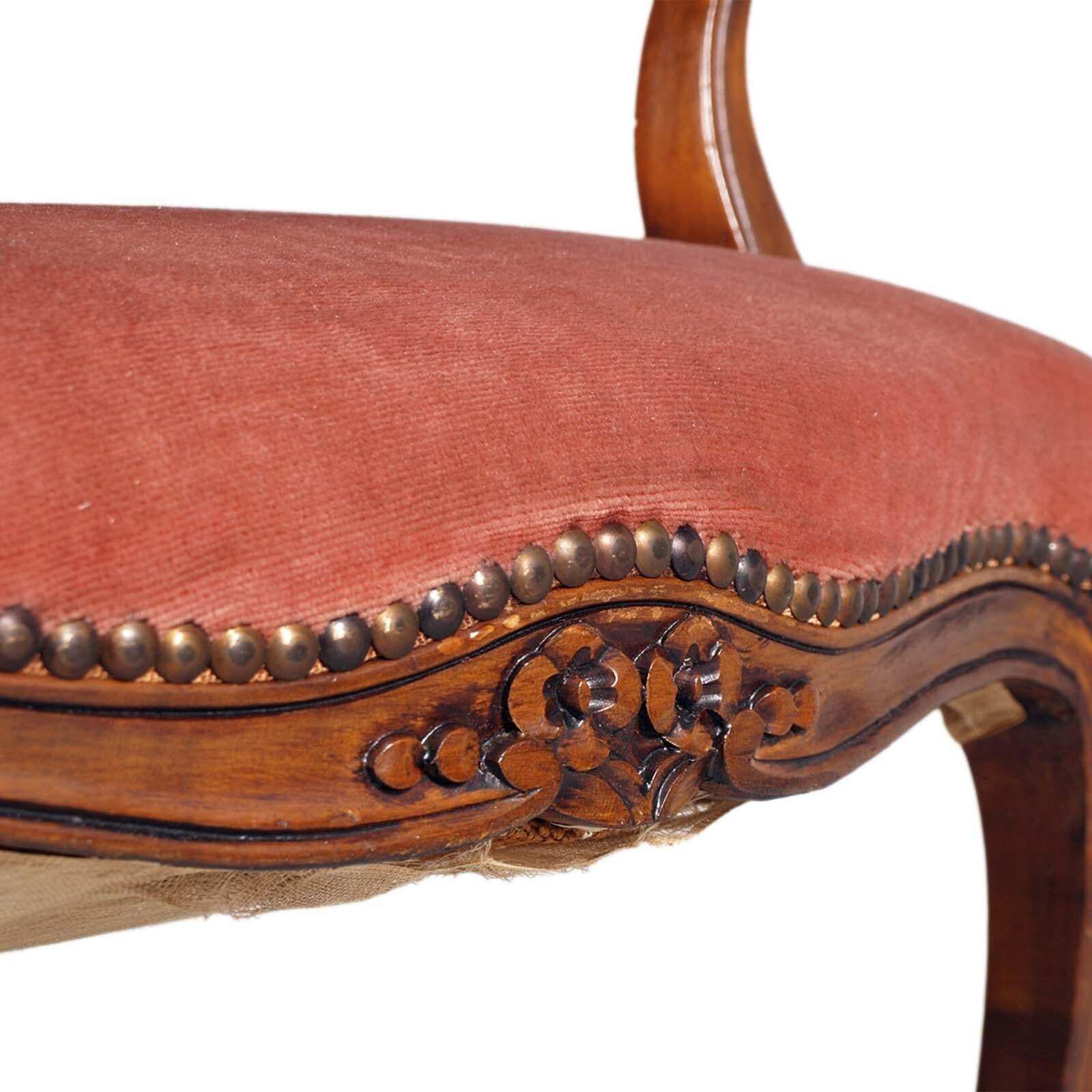 1900s Pair Of Venice Baroque Louis XV Armchairs, Carved Walnut With Floral Motif photo vintage