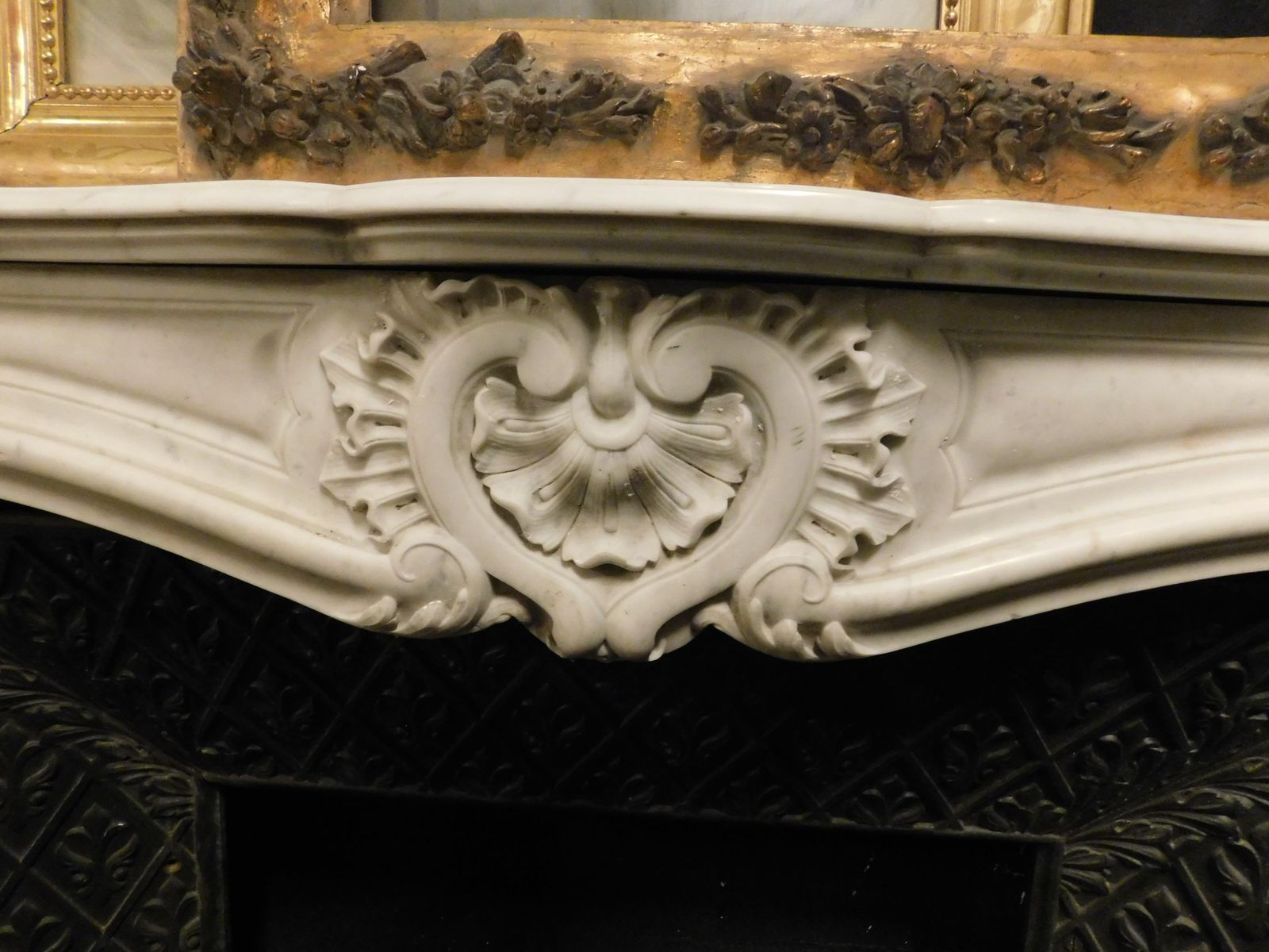 White Carrara Marble Mantle Fireplace, Richly Carved With Three Shells, France photo vinterior