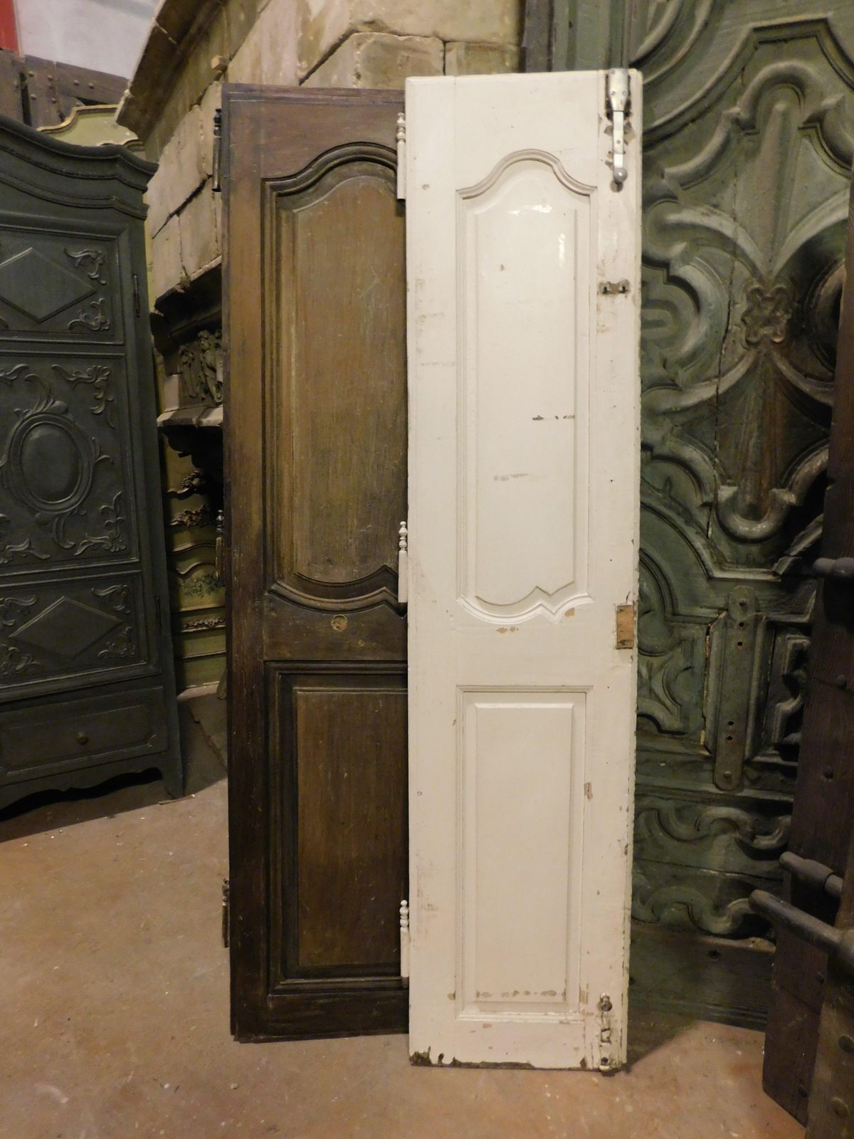 Set Of 7 Double Wing Doors, Carved In Walnut, Italy photo buy