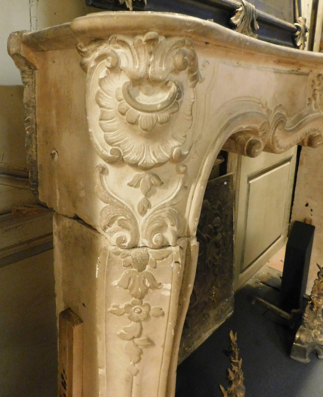 Home Fixtures Fireplace Mantle In Richly Carved Burgundy Stone And Wavy Shape, Italy photo