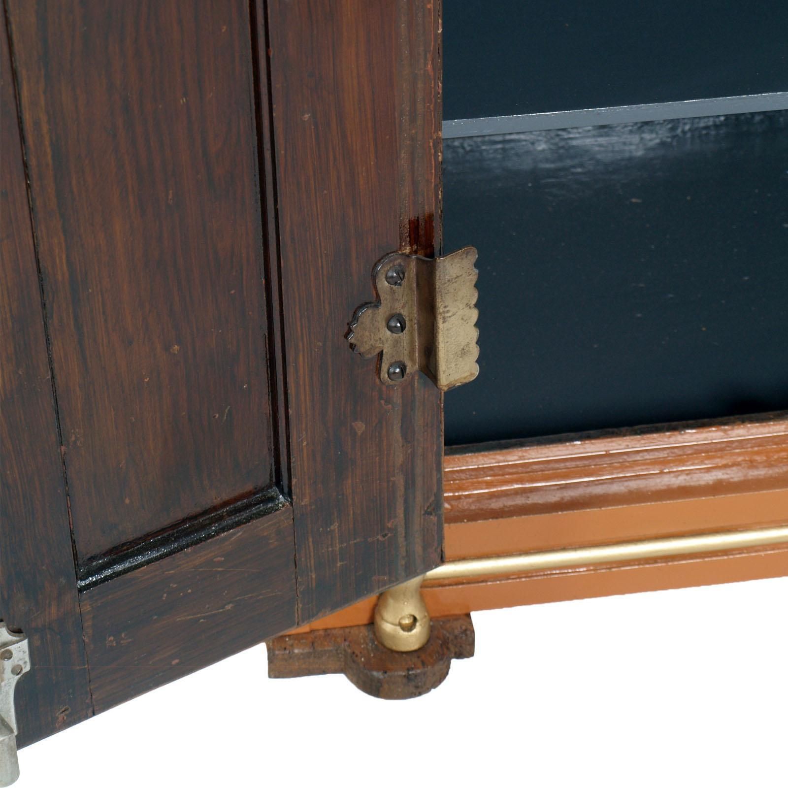 photo vintage 19th Century Wien Armored Cabinet, Safe, Restored And Functioning, All Original