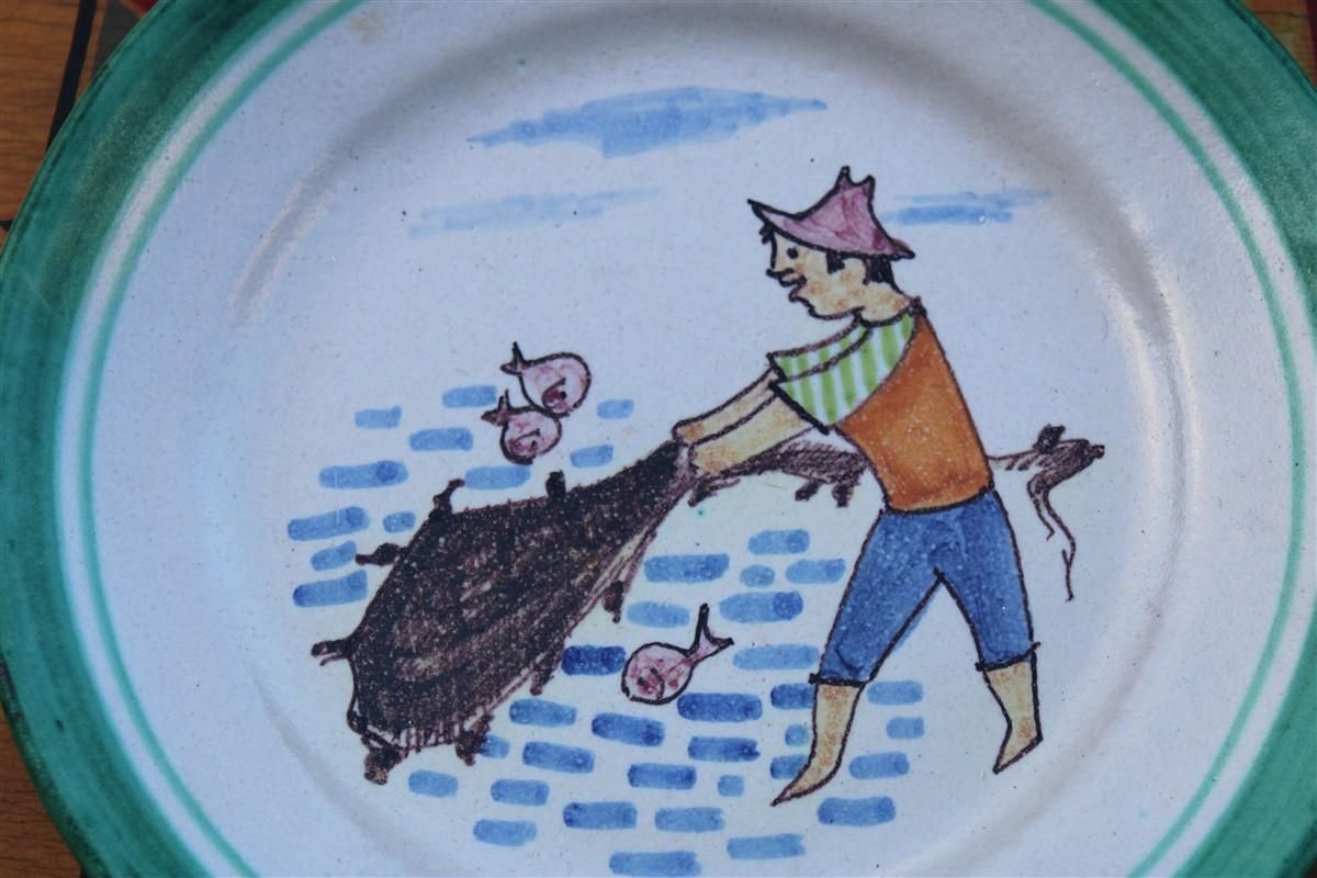 Round Plate Vietri C.A.S.  1950 With Fisherman Figures Made In Italy photo for sale