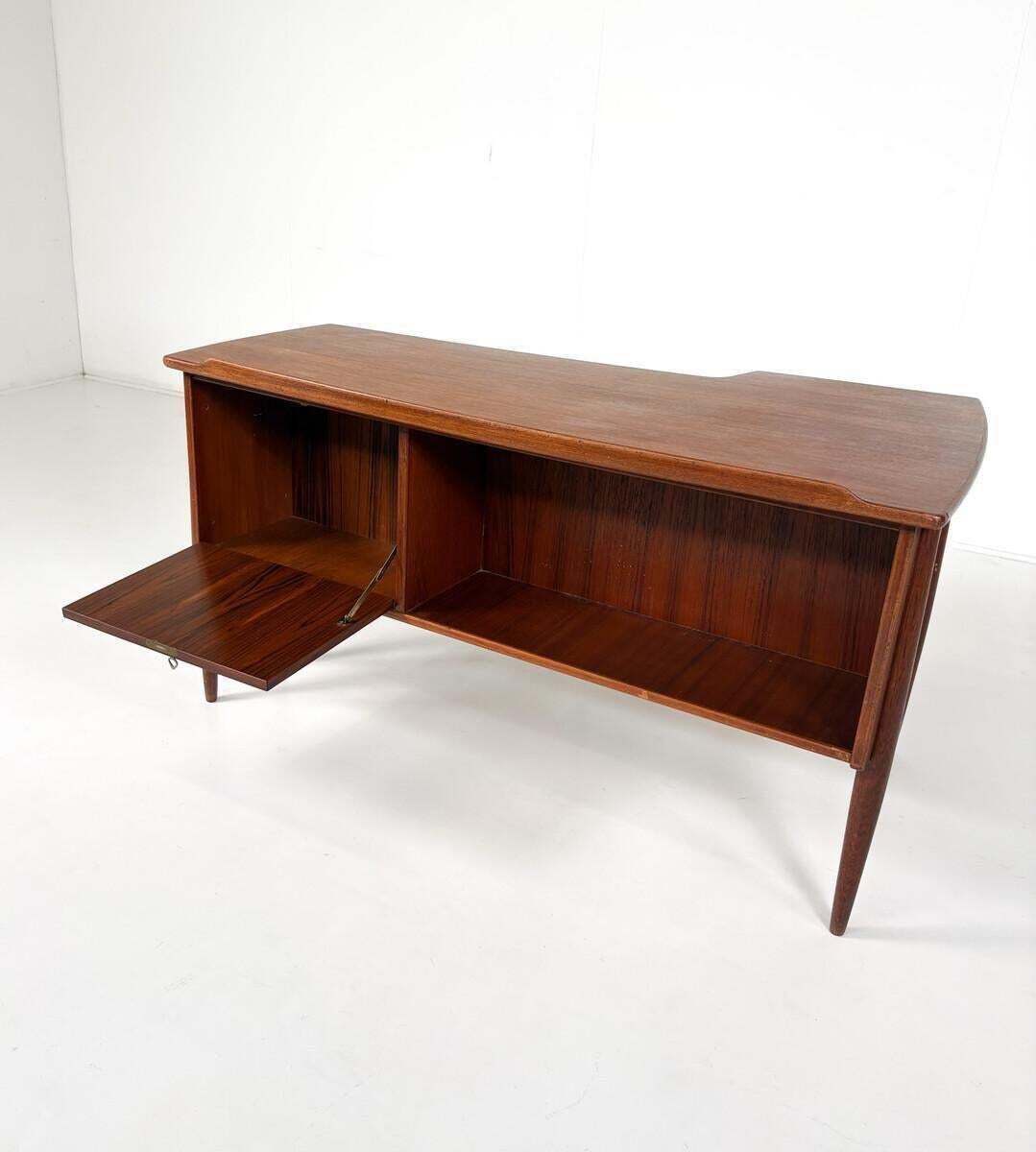 Boomerang Desk A10 By Göran Strand For Lelangs Möbelfabrik, 1960s photo buy