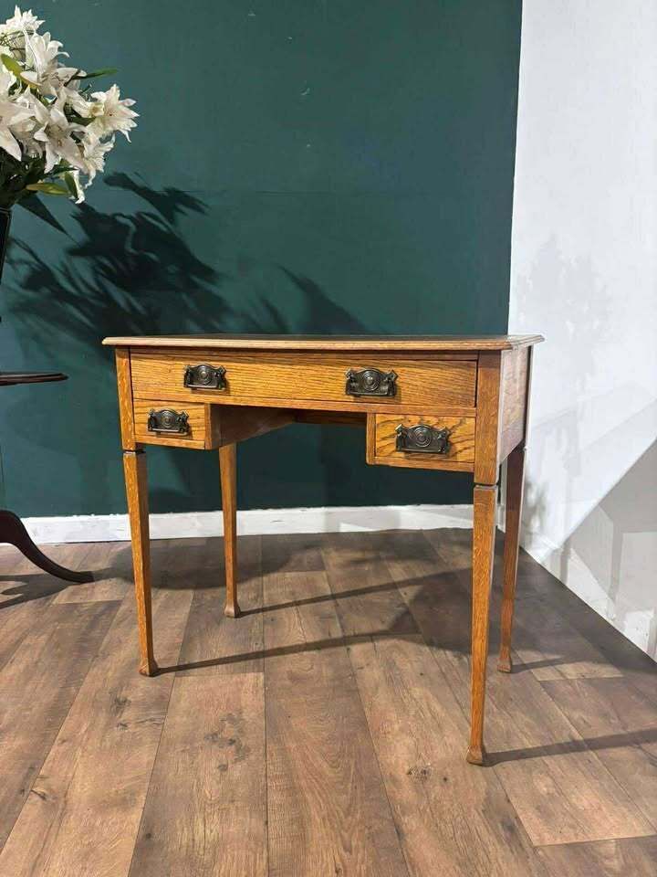 Edwardian Oak Low Boy