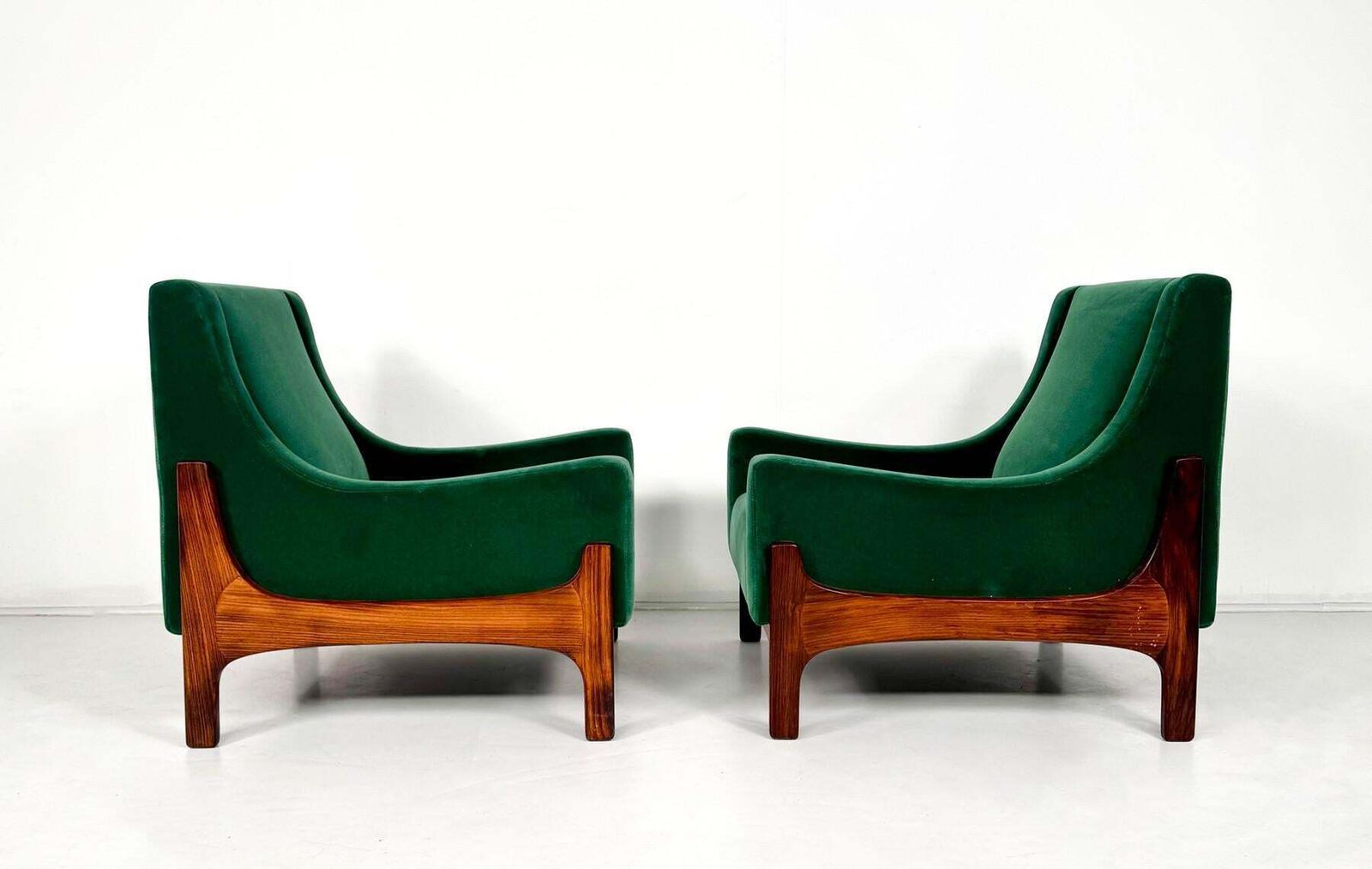 Pair Of Mid Century Italian Armchairs, 1960s photo vinterior