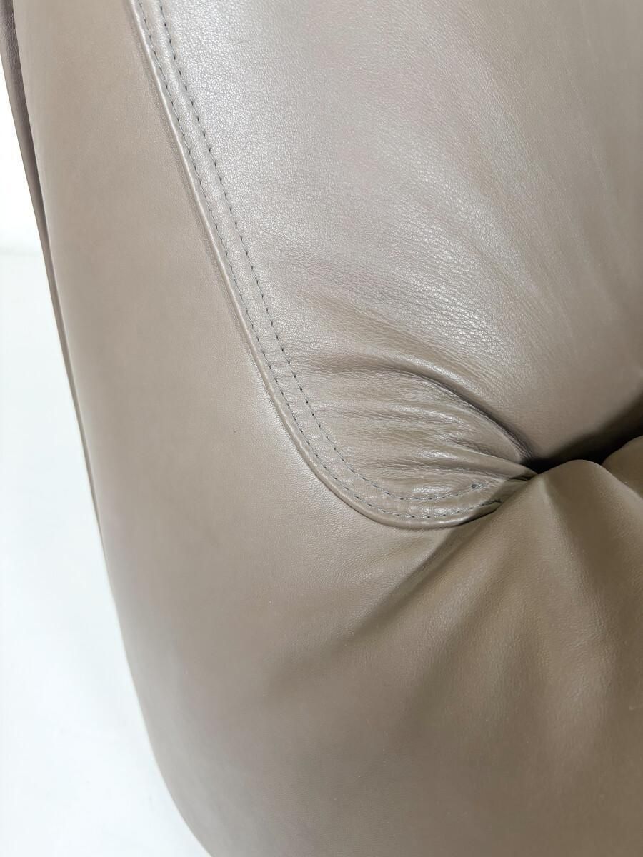 “Le Bambole” Chair By Mario Bellini For B&B Italia   1970s   New Upholstery photo Furniture